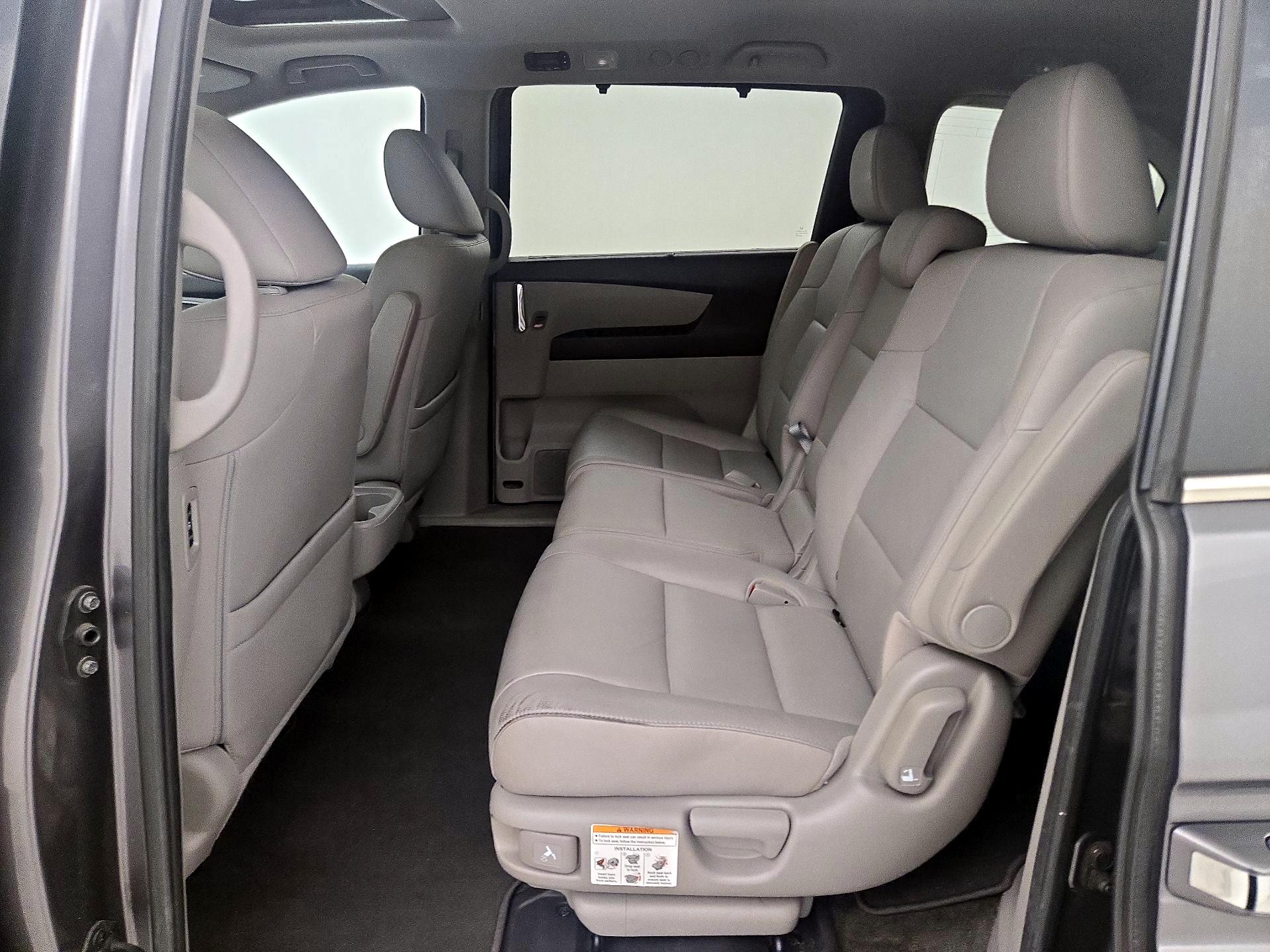 Thumbnail: 2015 Honda Odyssey - 20