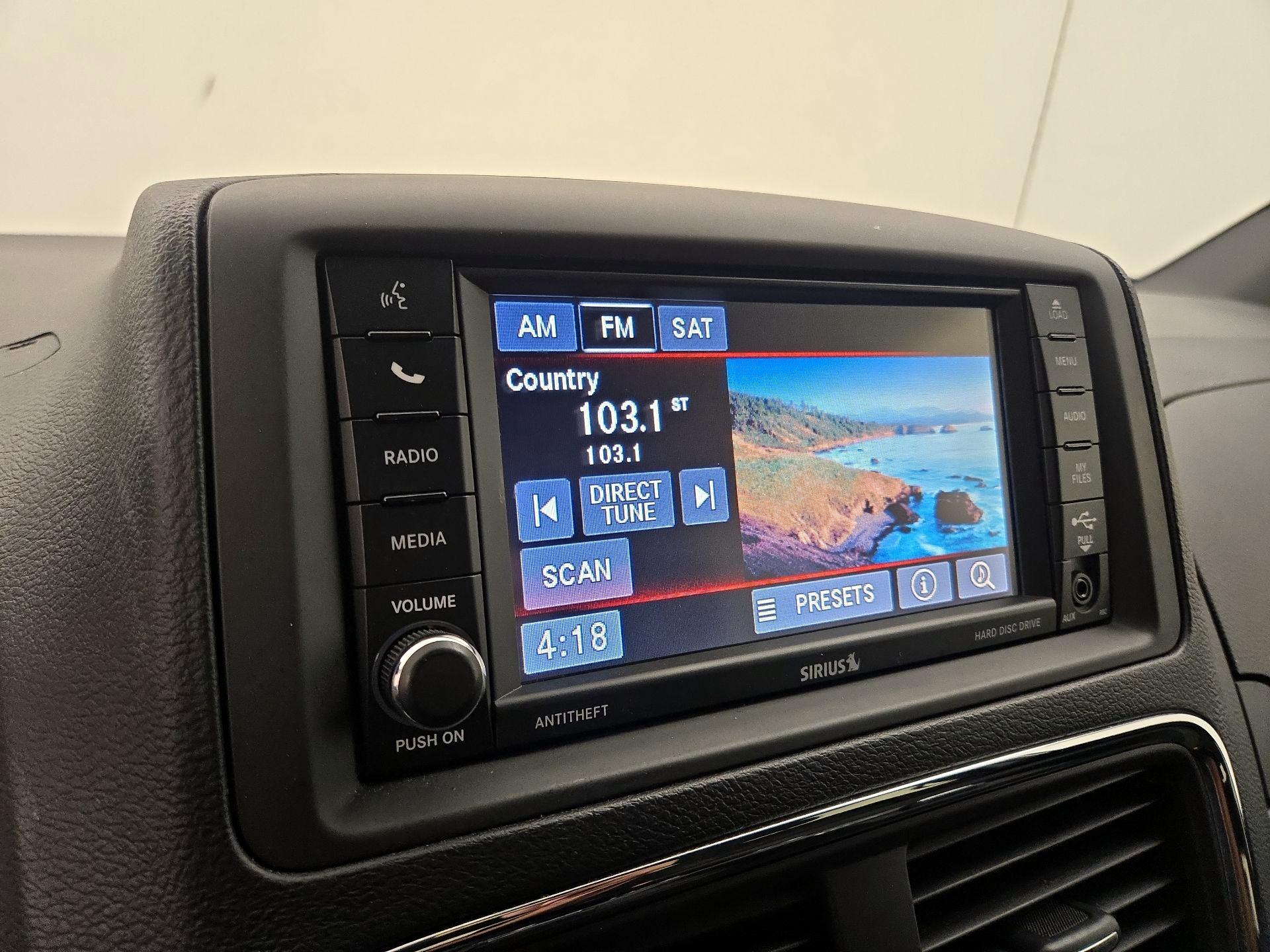 Thumbnail: 2015 Dodge Grand Caravan - 15