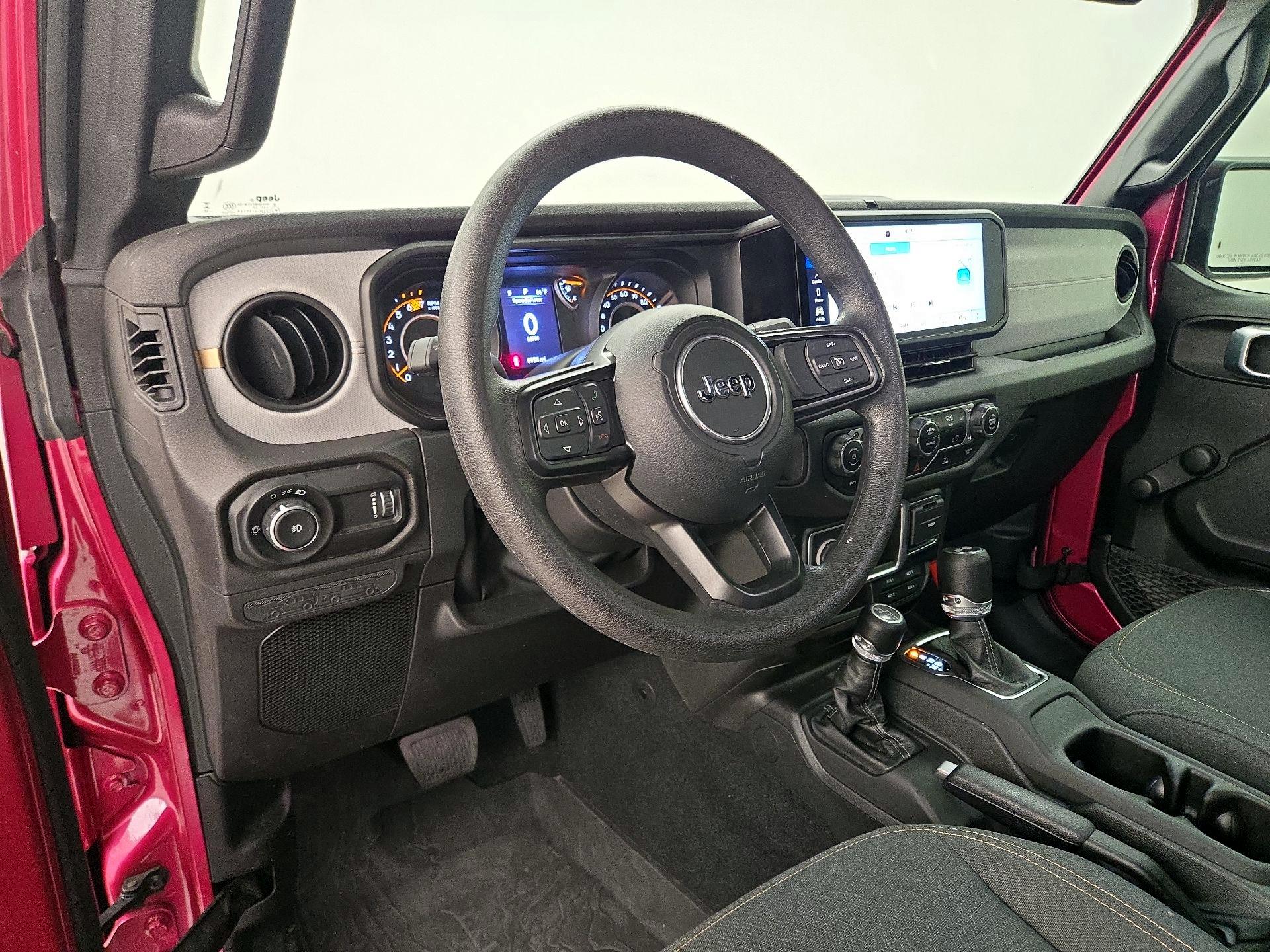 Thumbnail: 2024 Jeep Wrangler - 9