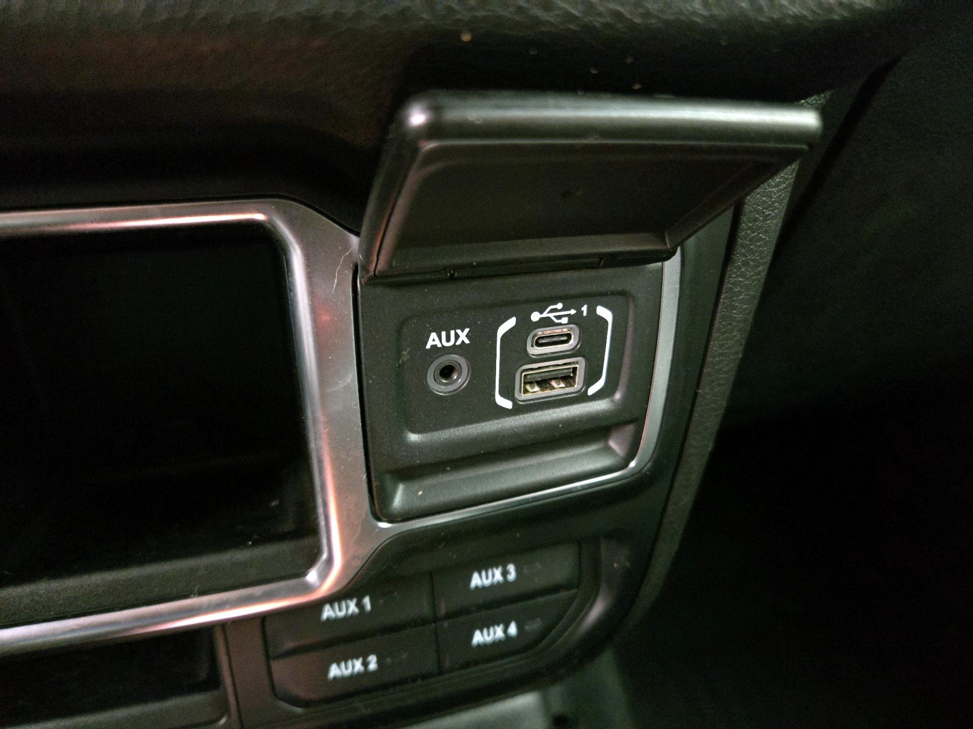 Thumbnail: 2024 Jeep Wrangler - 18