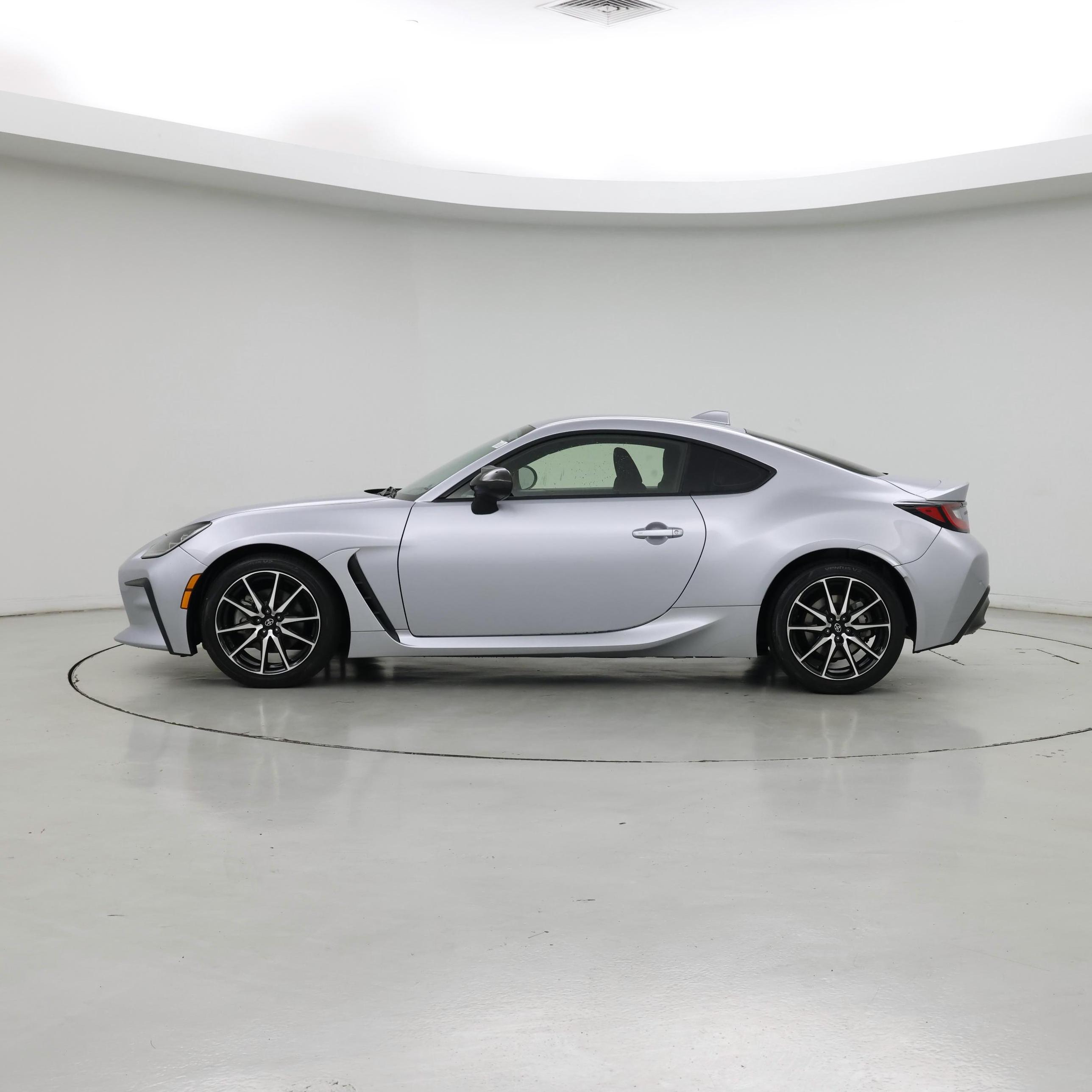 Thumbnail: 2022 Toyota GR86 - 3