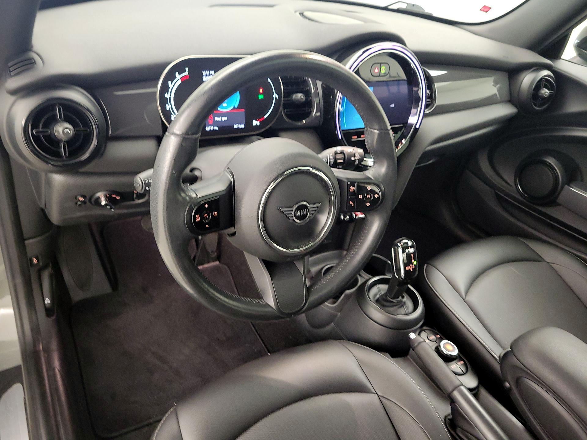 Thumbnail: 2022 MINI Cooper Hardtop - 9