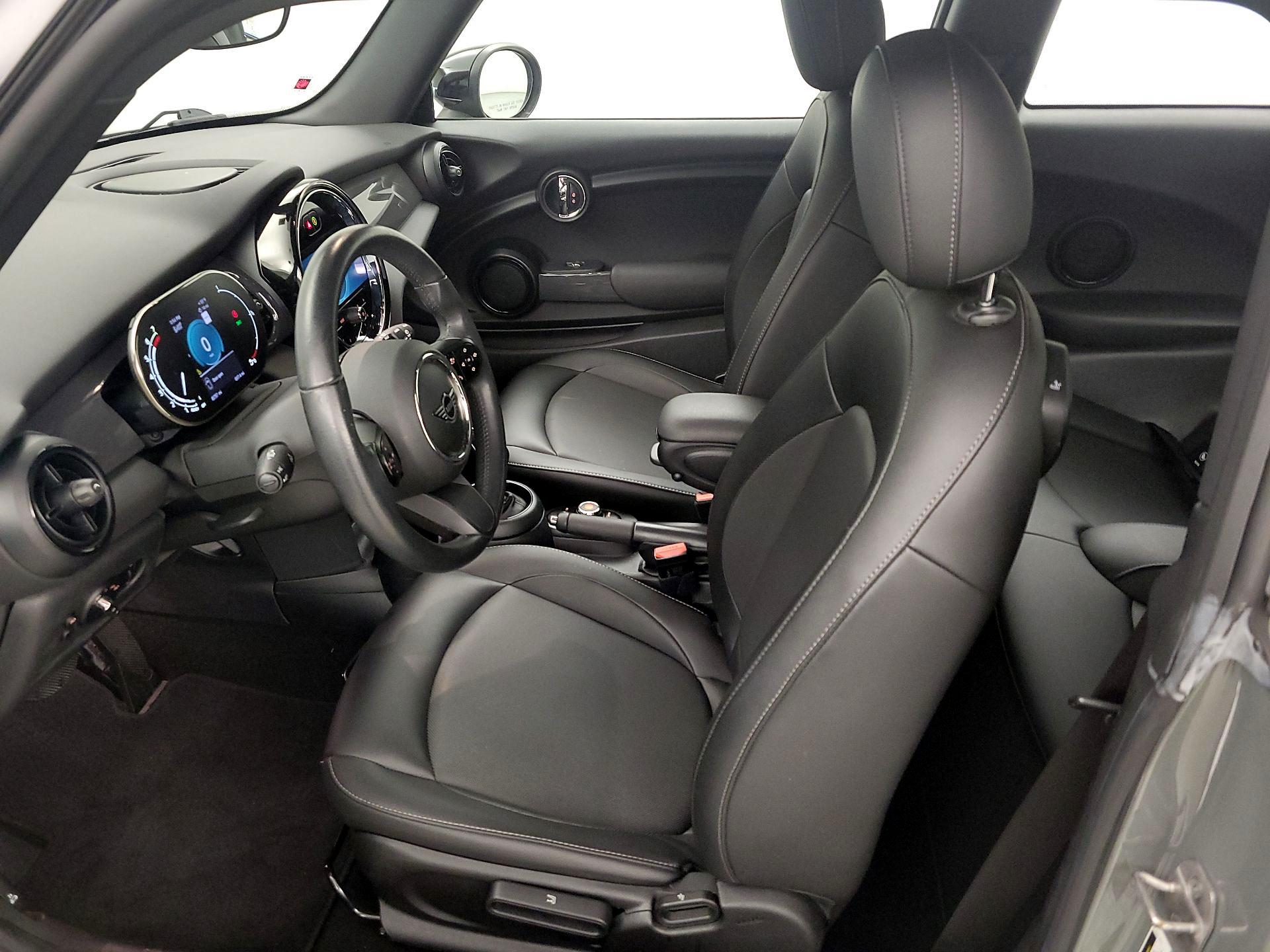 Thumbnail: 2022 MINI Cooper Hardtop - 11