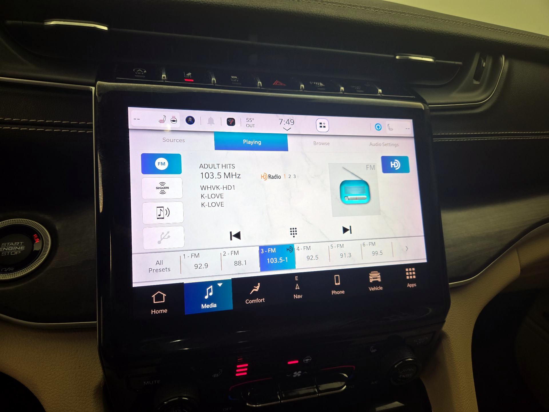 Thumbnail: 2022 Jeep Grand Cherokee L - 16