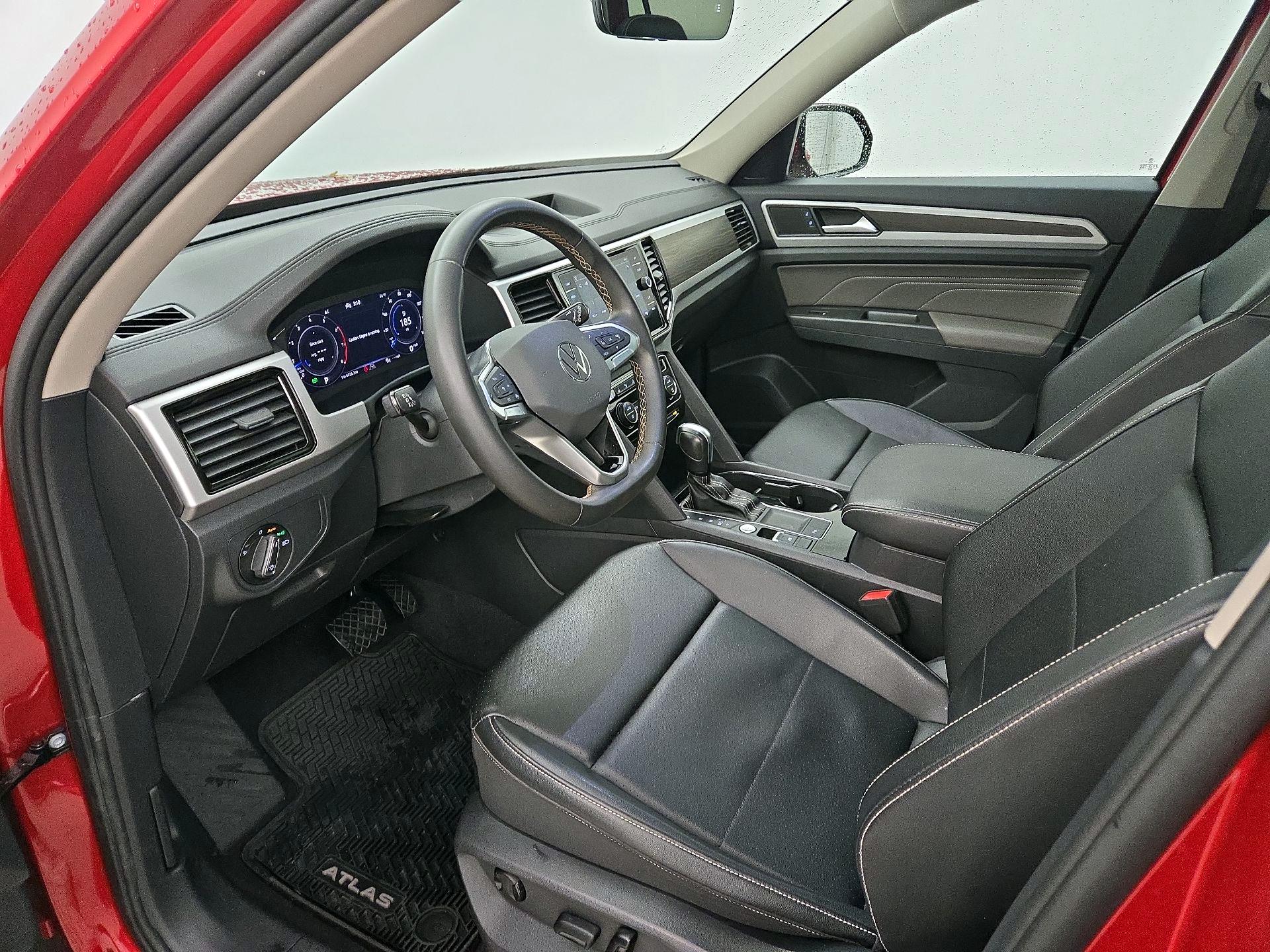 Thumbnail: 2022 Volkswagen Atlas - 11