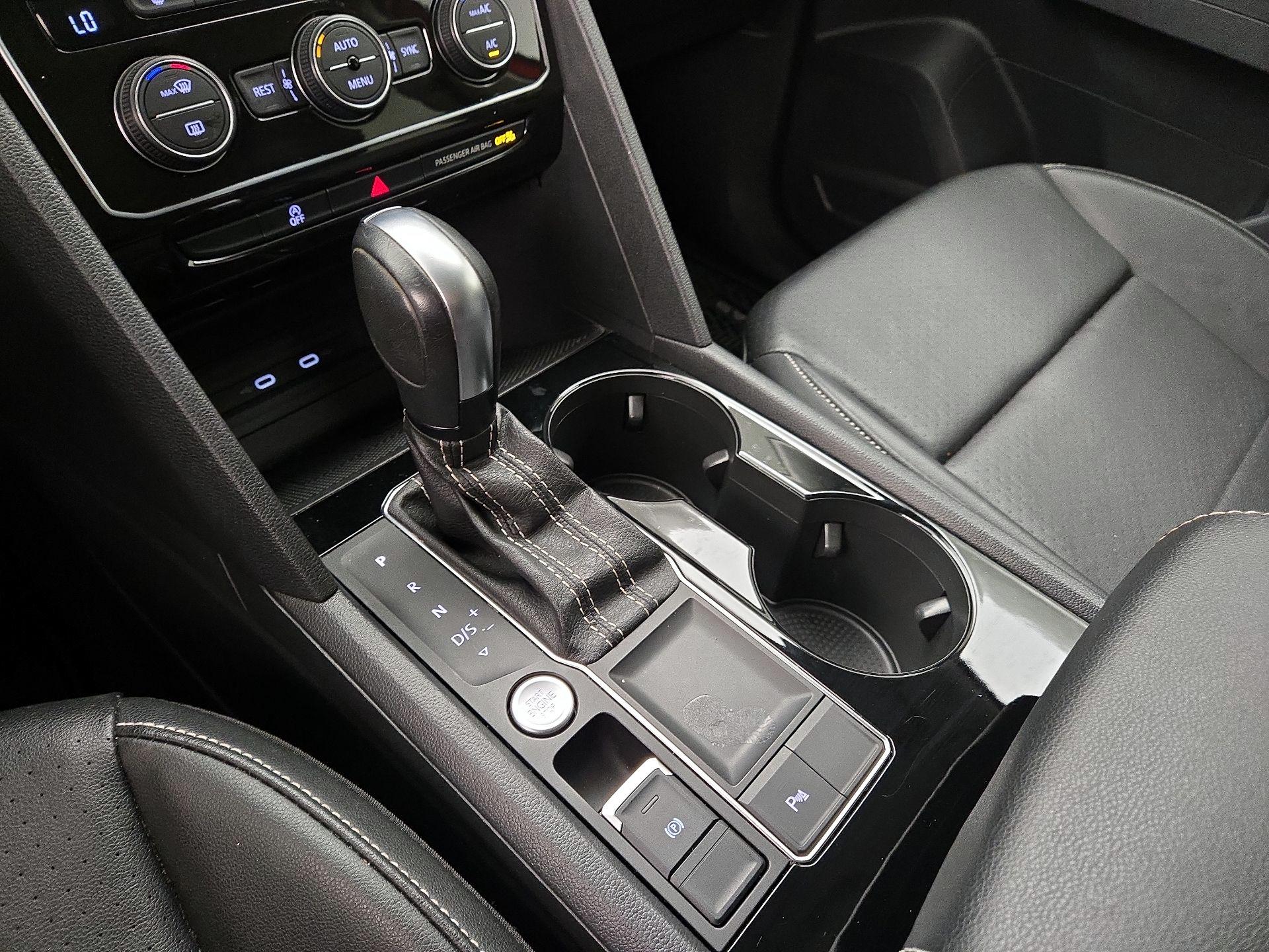 Thumbnail: 2022 Volkswagen Atlas - 17