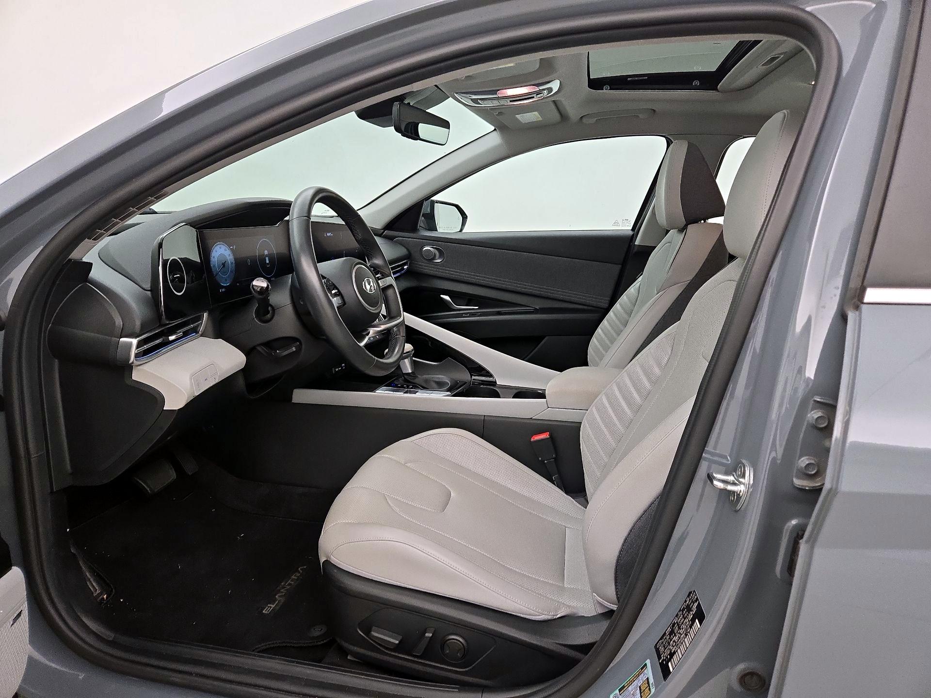 Thumbnail: 2021 Hyundai Elantra - 11