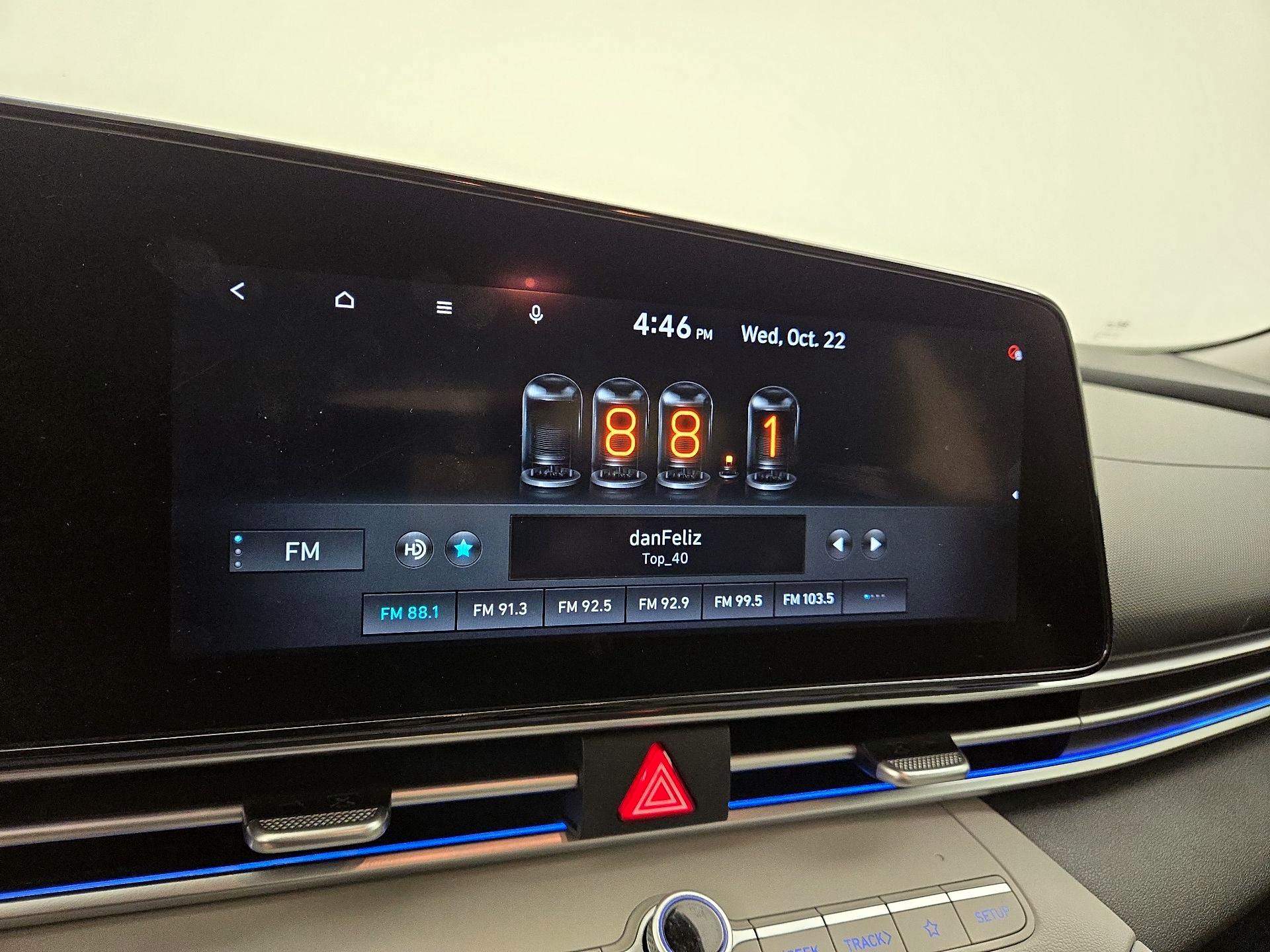 Thumbnail: 2021 Hyundai Elantra - 16