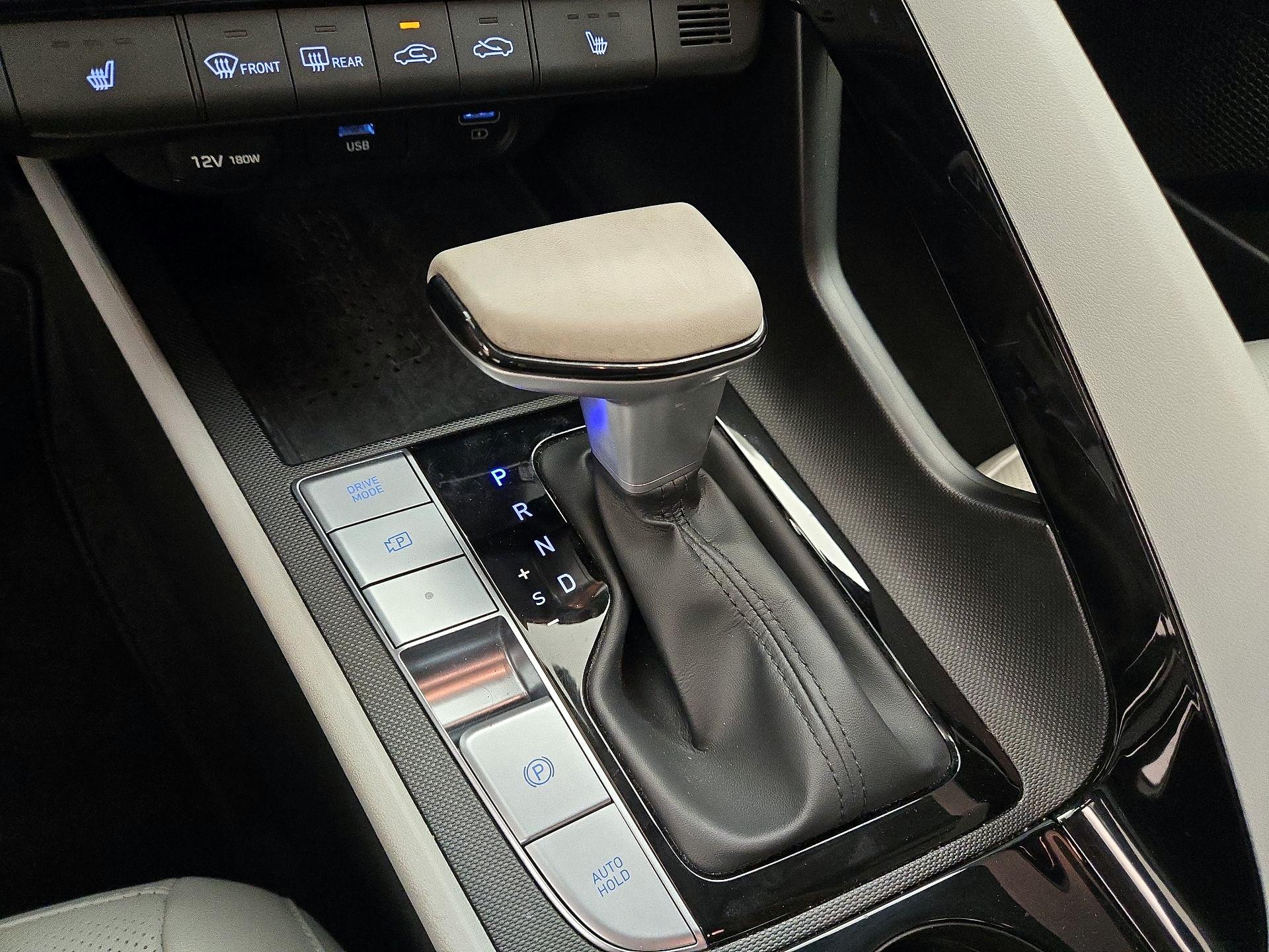 Thumbnail: 2021 Hyundai Elantra - 18