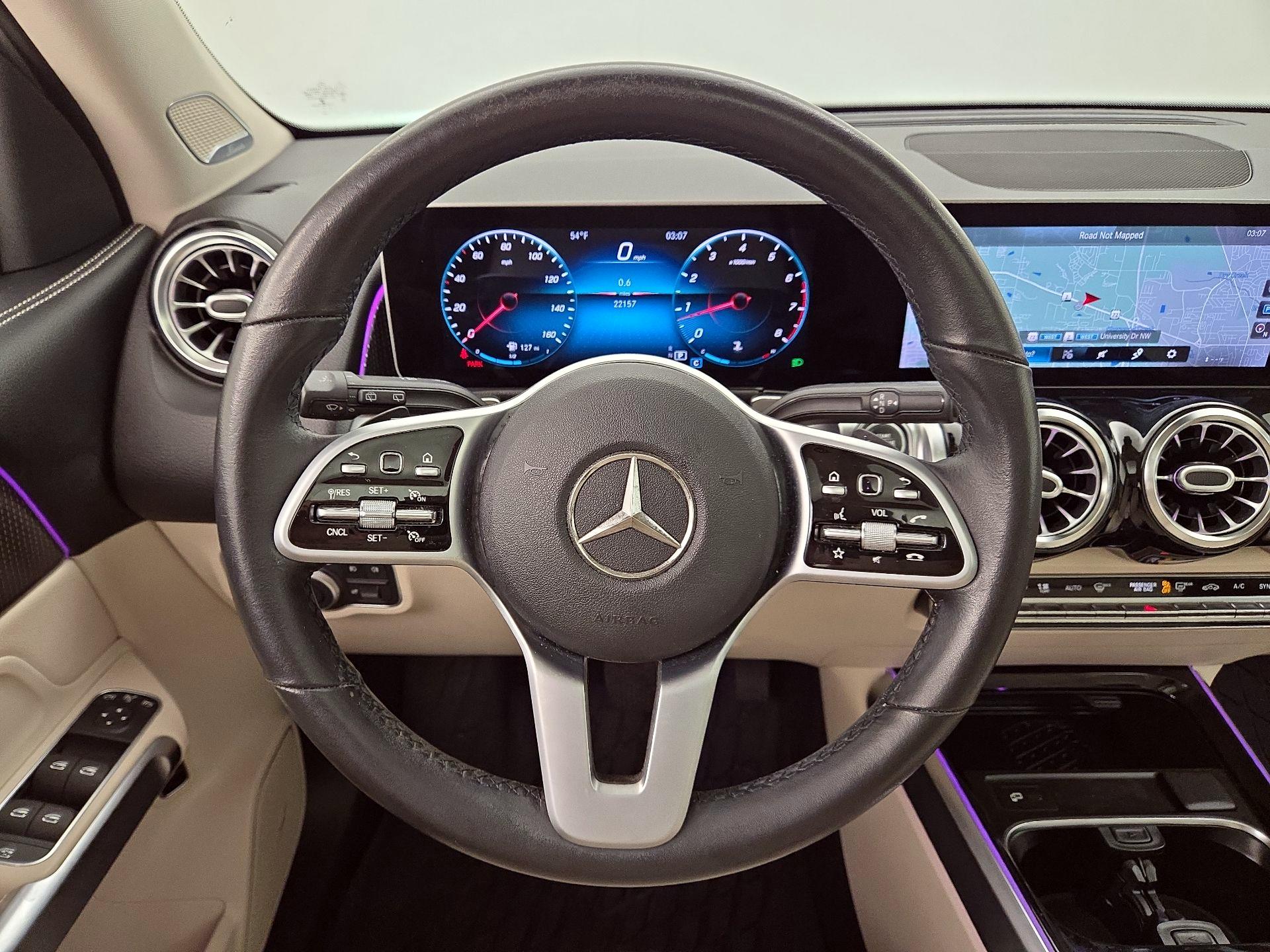 Thumbnail: 2021 Mercedes-Benz GLB - 10