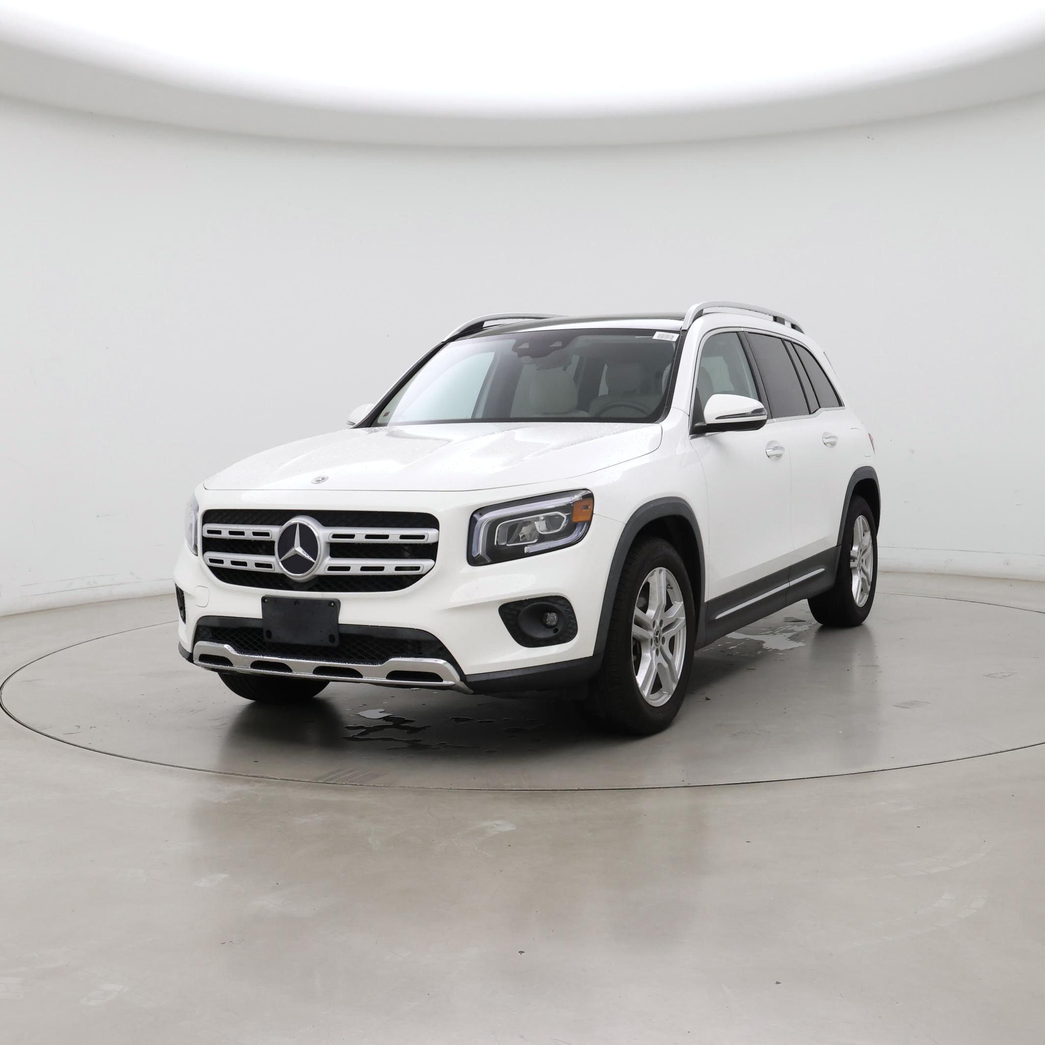 Thumbnail: 2021 Mercedes-Benz GLB - 4