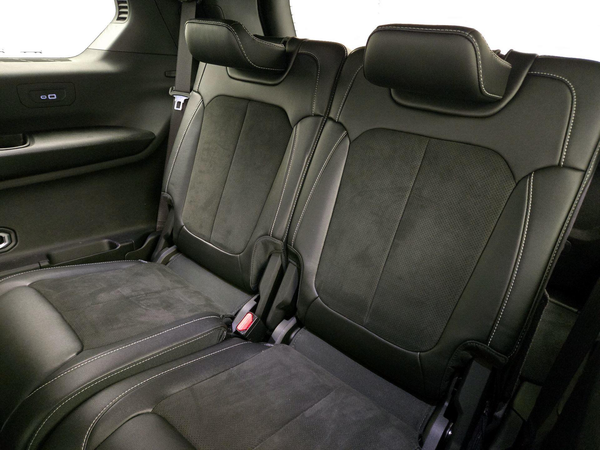 Thumbnail: 2022 Jeep Grand Cherokee L - 20