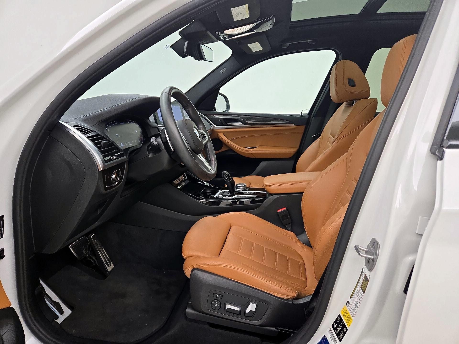 Thumbnail: 2021 BMW X3 - 11