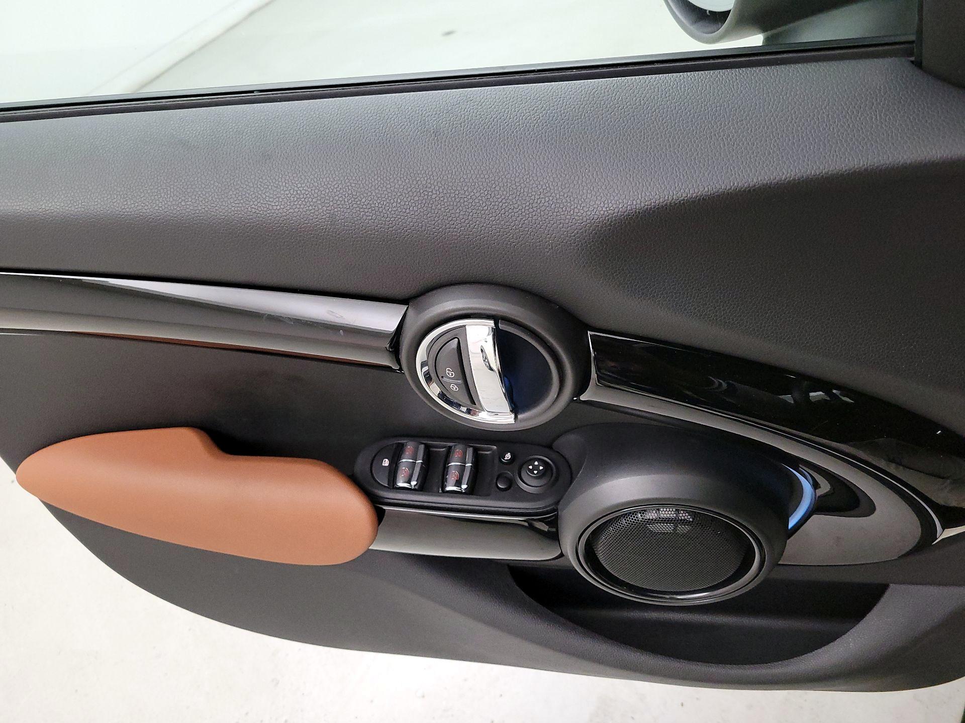 Thumbnail: 2023 MINI Cooper Hardtop - 12