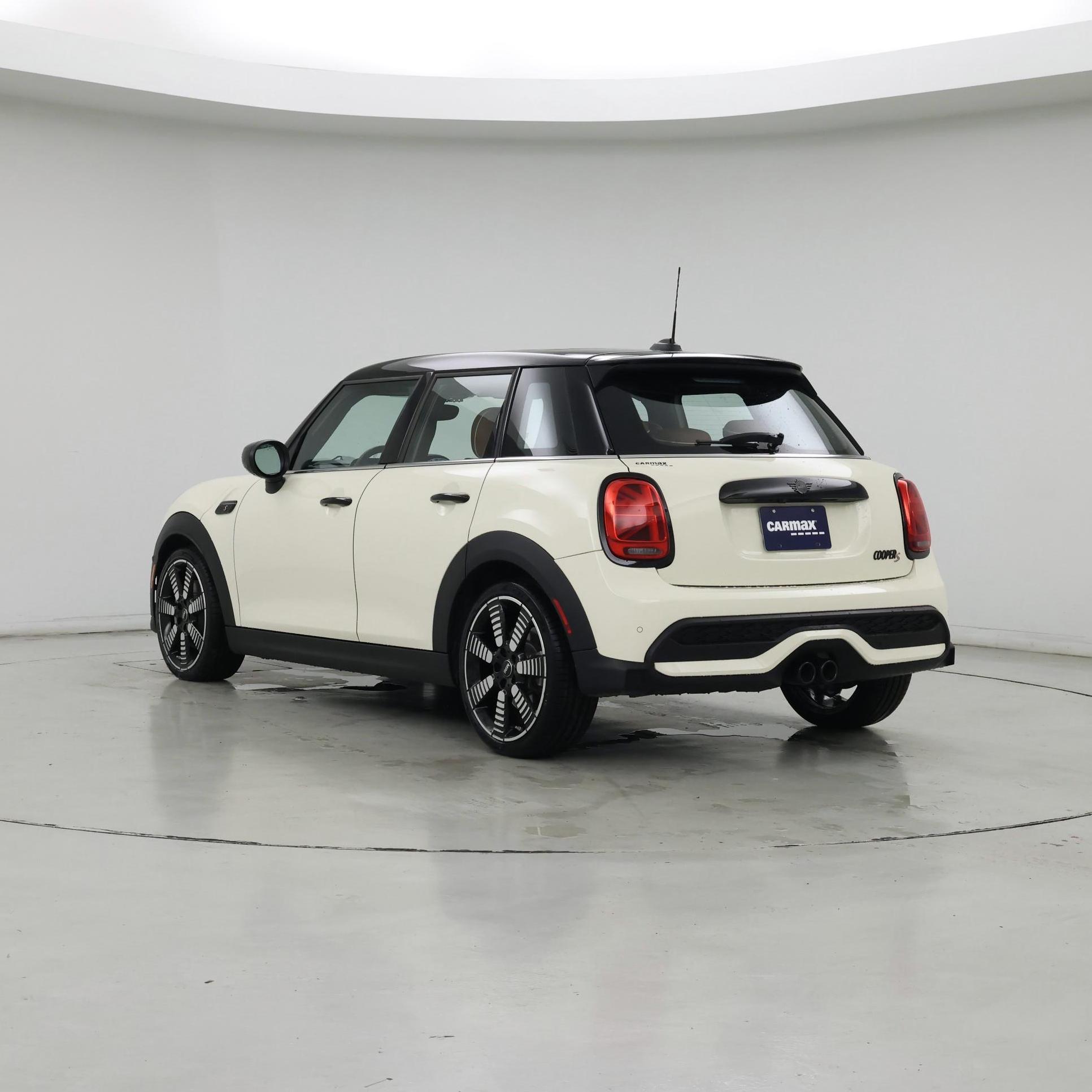 Thumbnail: 2023 MINI Cooper Hardtop - 2