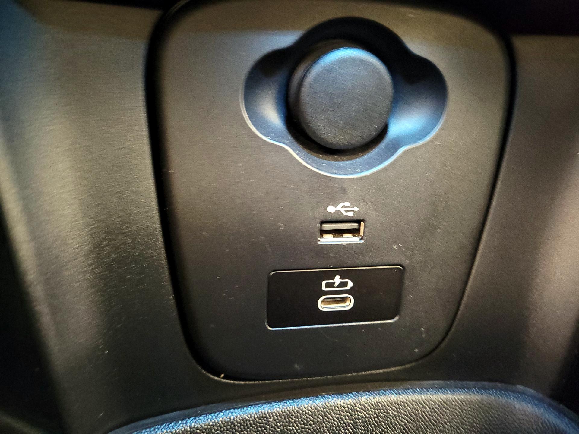 Thumbnail: 2023 MINI Cooper Hardtop - 19