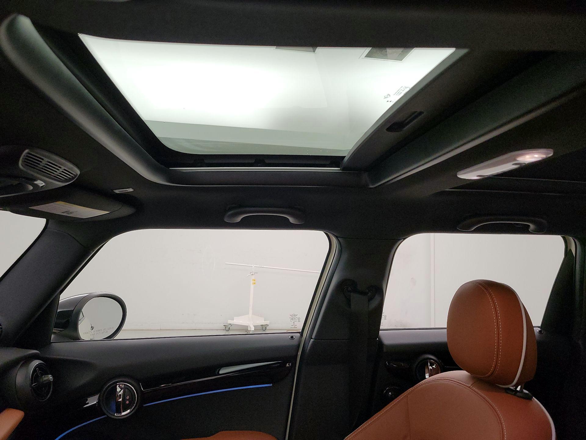 Thumbnail: 2023 MINI Cooper Hardtop - 20