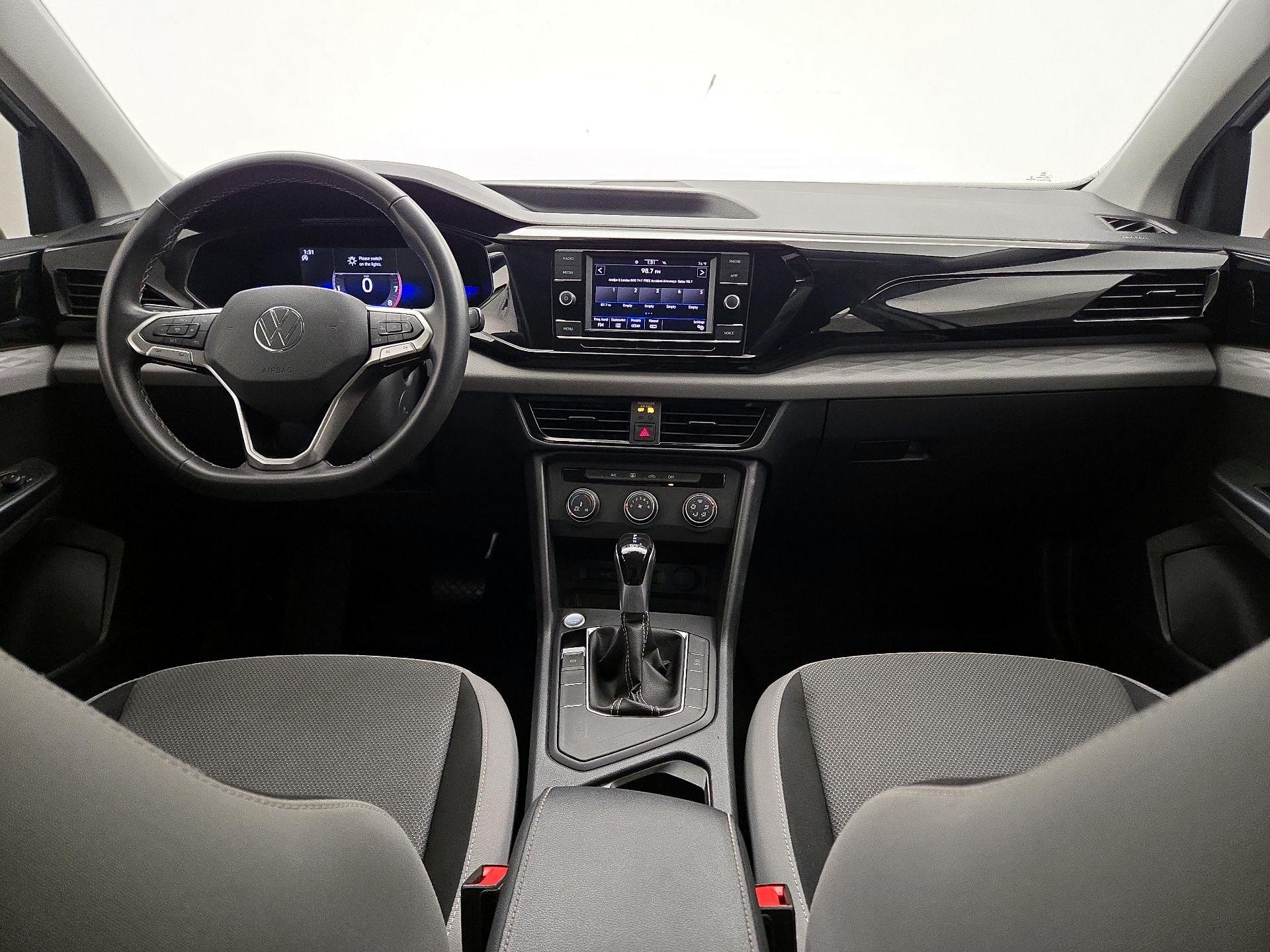 Thumbnail: 2022 Volkswagen Taos - 9