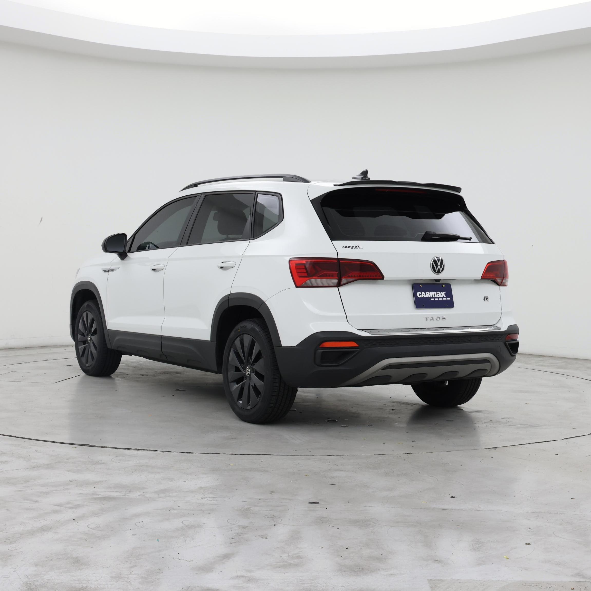 Thumbnail: 2022 Volkswagen Taos - 2