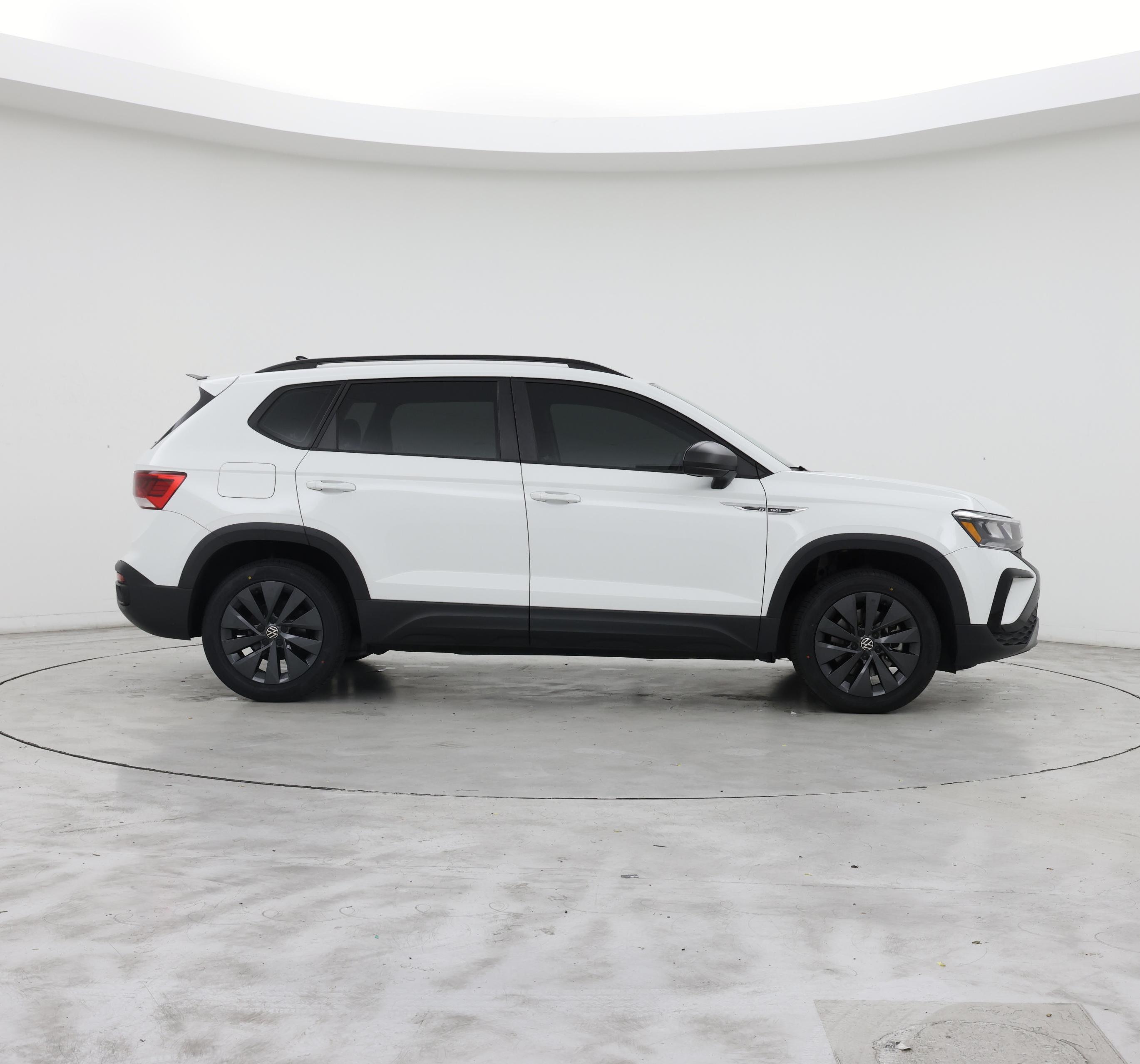 Thumbnail: 2022 Volkswagen Taos - 7