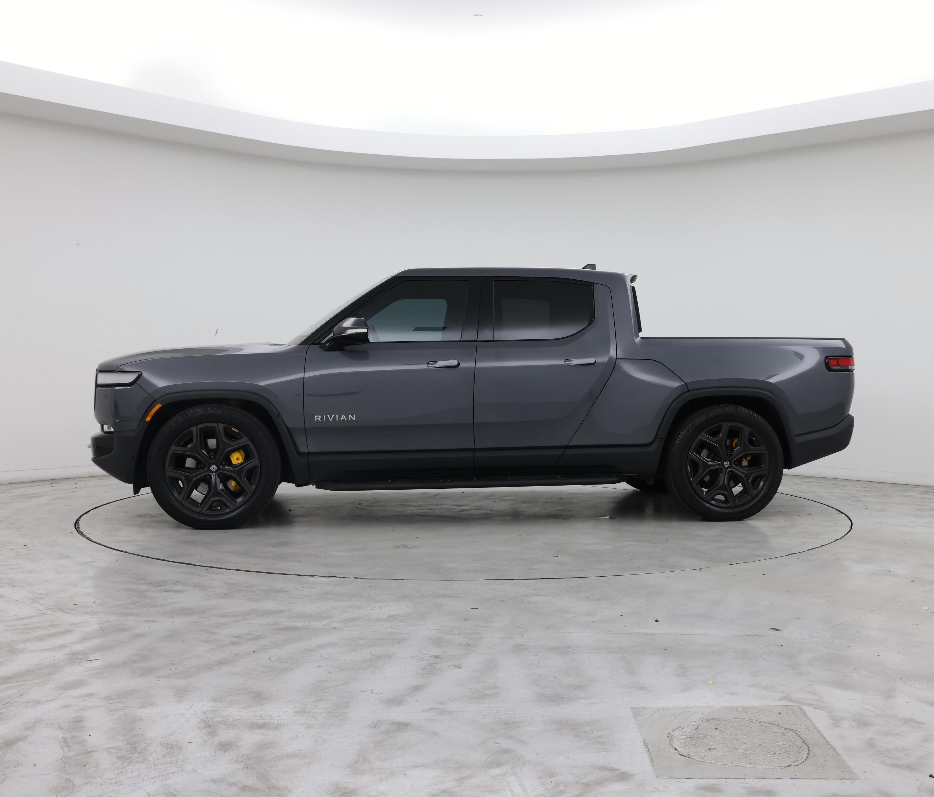 Thumbnail: 2023 Rivian R1T - 3