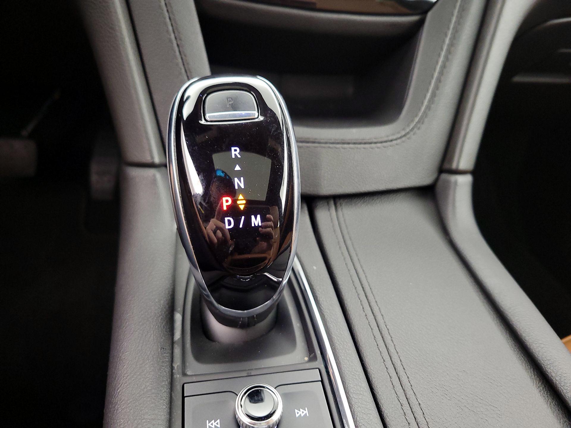 Thumbnail: 2022 Cadillac XT5 - 17