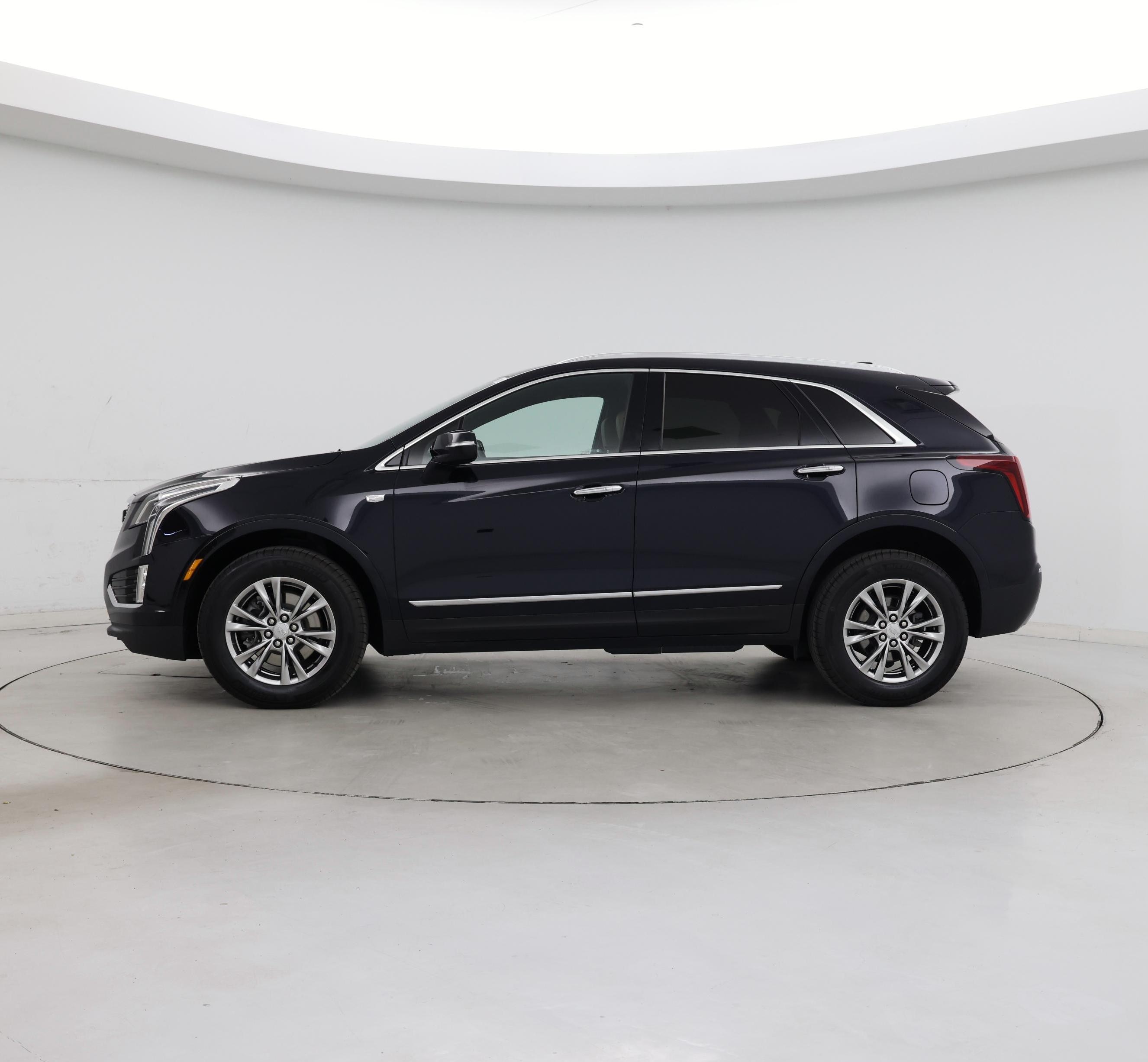 Thumbnail: 2022 Cadillac XT5 - 3