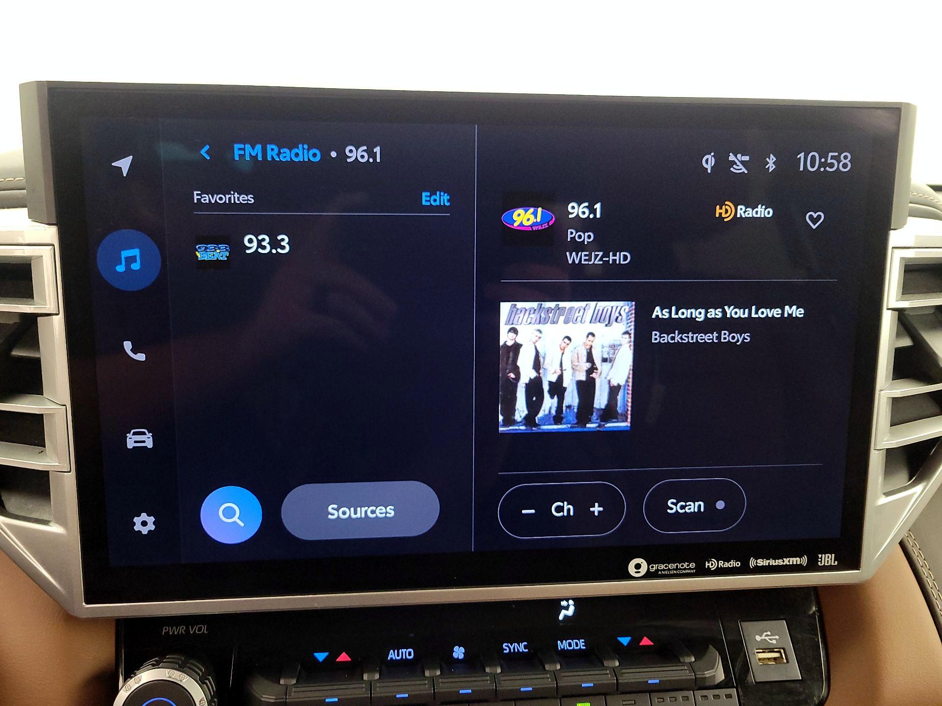 Thumbnail: 2023 Toyota Tundra - 15