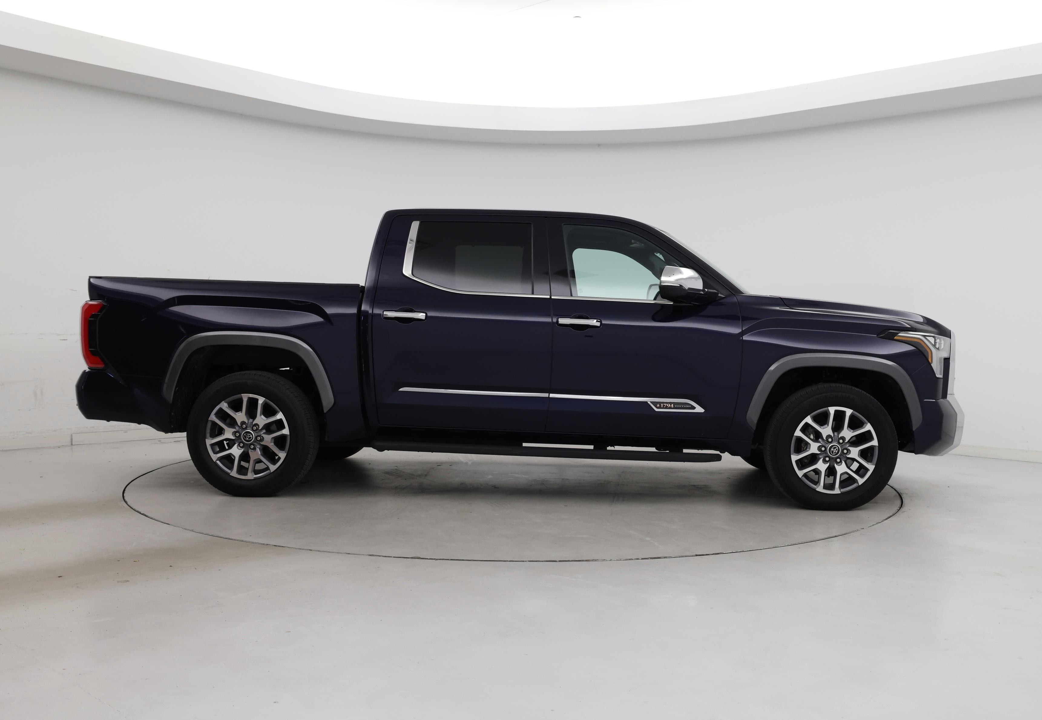 Thumbnail: 2023 Toyota Tundra - 7