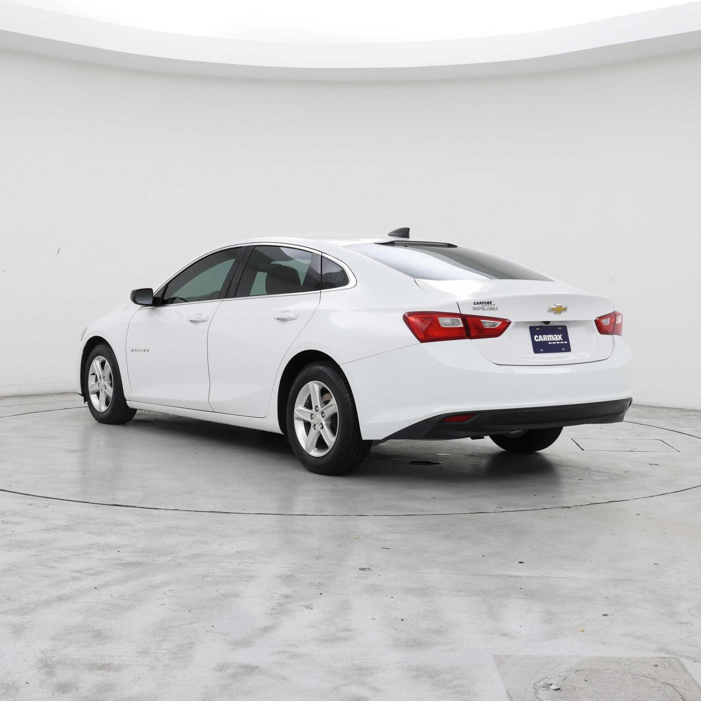 Thumbnail: 2020 Chevrolet Malibu - 2