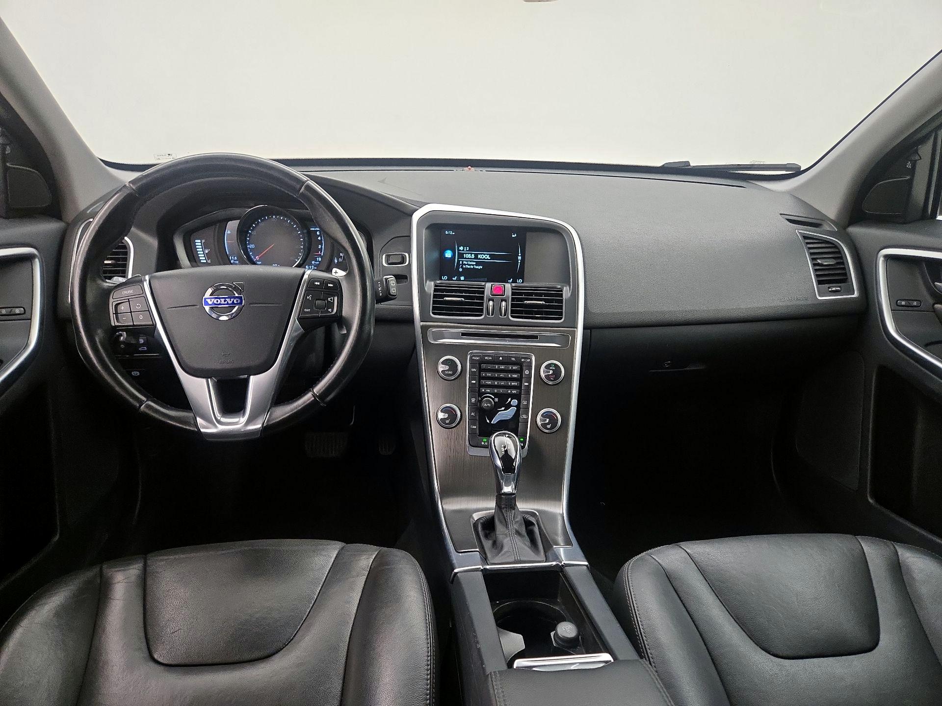 Thumbnail: 2015 Volvo XC60 - 9