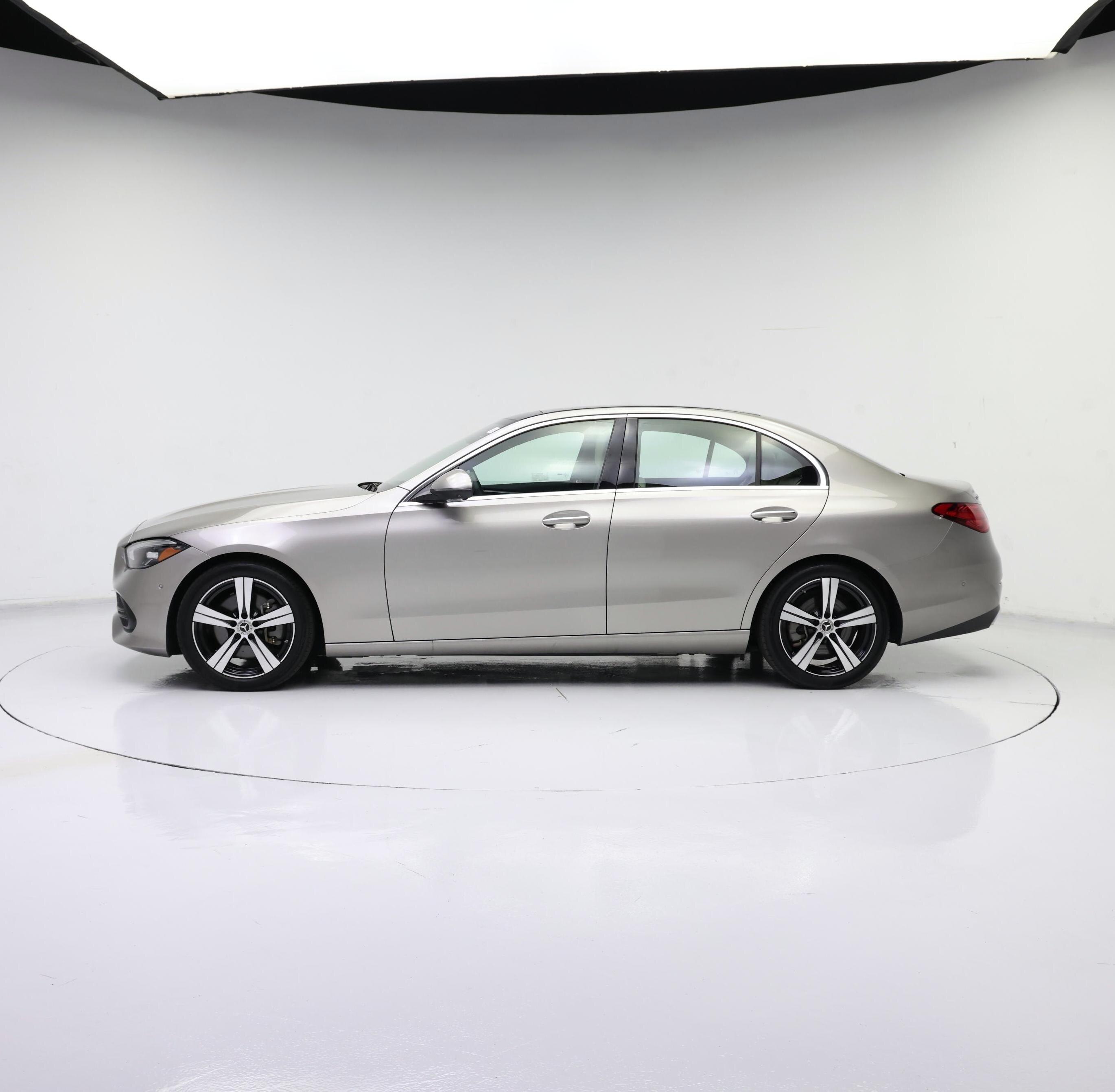 Thumbnail: 2023 Mercedes-Benz C-Class - 3