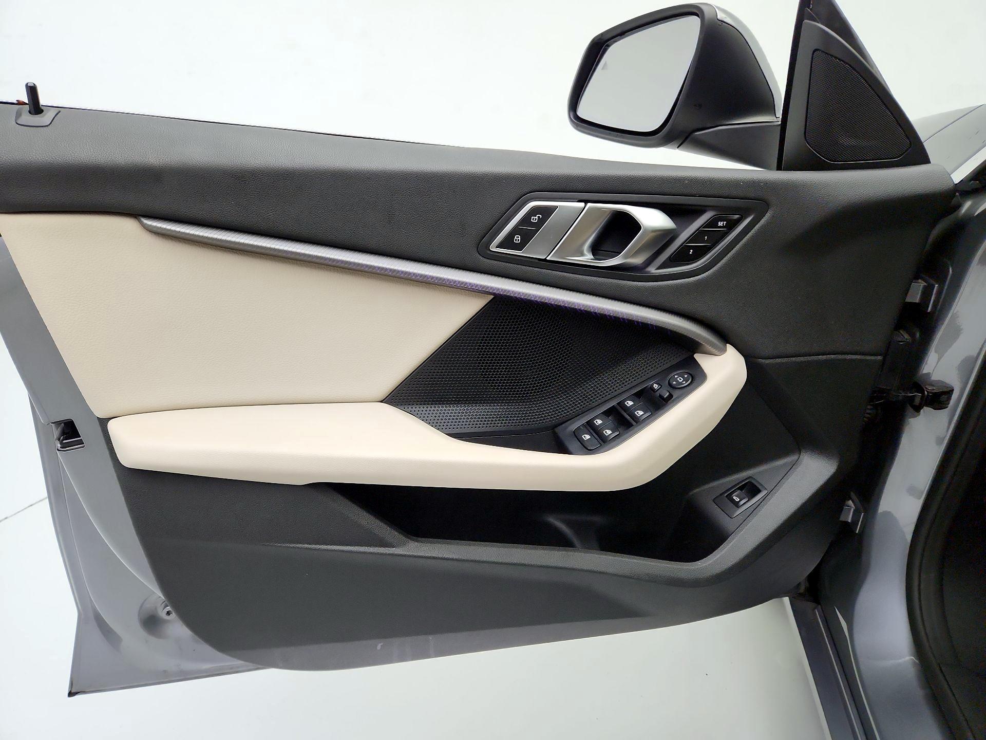 Thumbnail: 2022 BMW 2 Series - 12