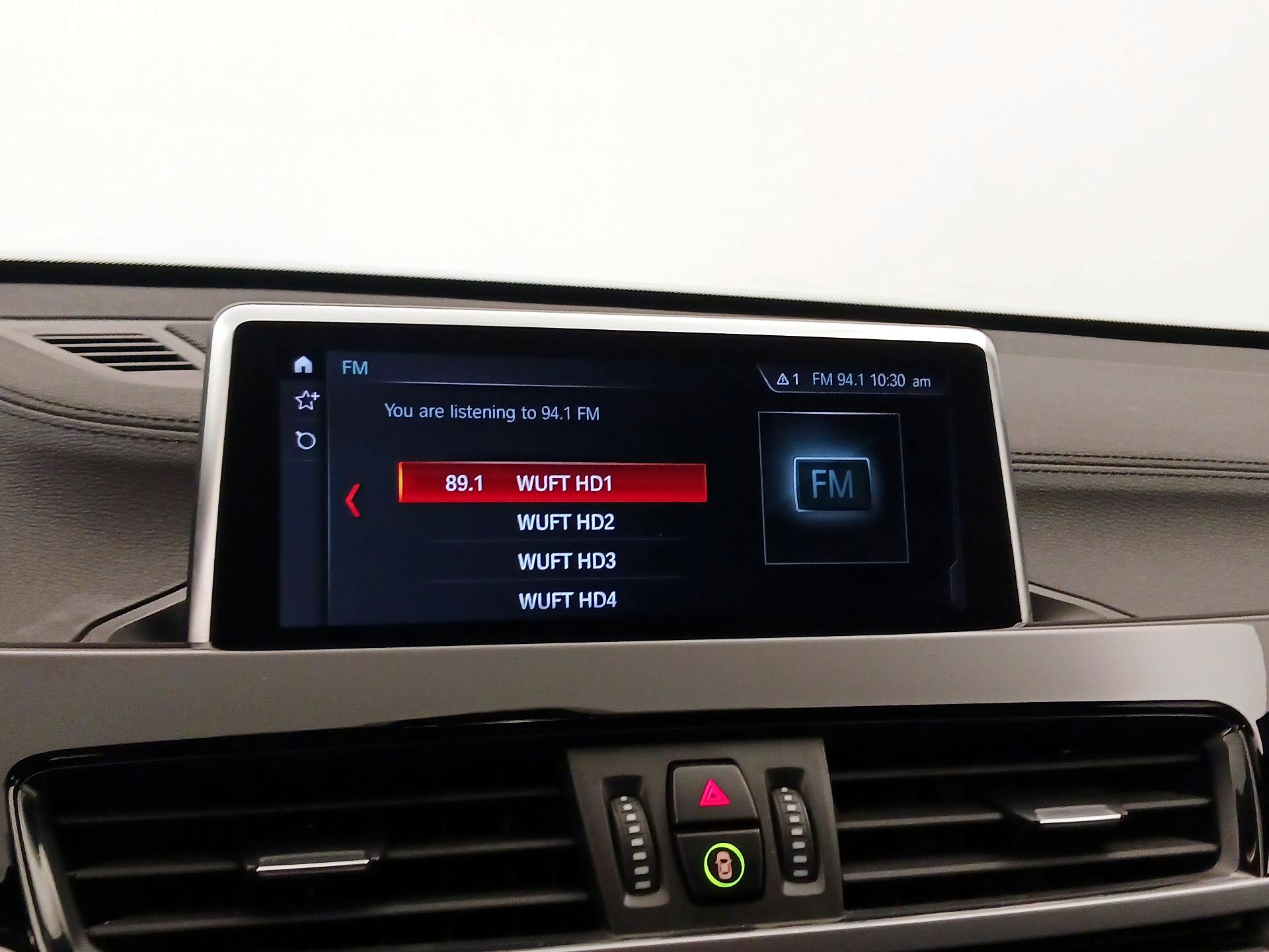 Thumbnail: 2022 BMW X1 - 16