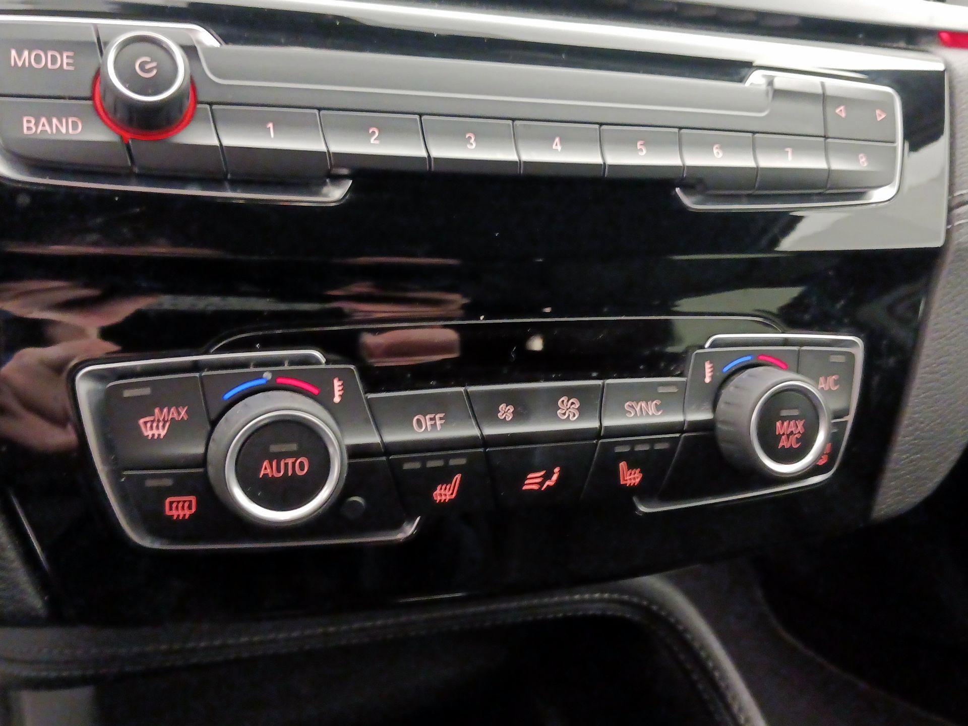 Thumbnail: 2022 BMW X1 - 17