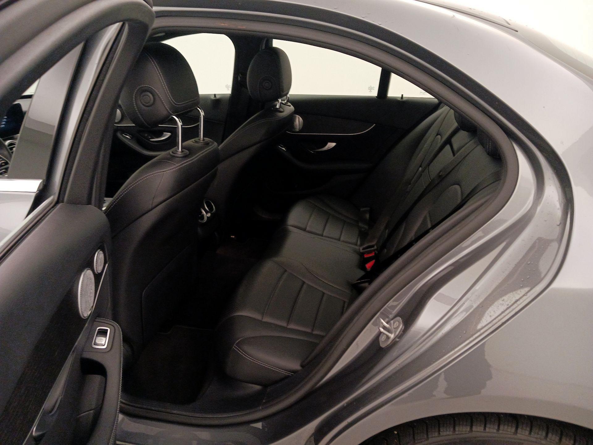 Thumbnail: 2021 Mercedes-Benz C-Class - 20