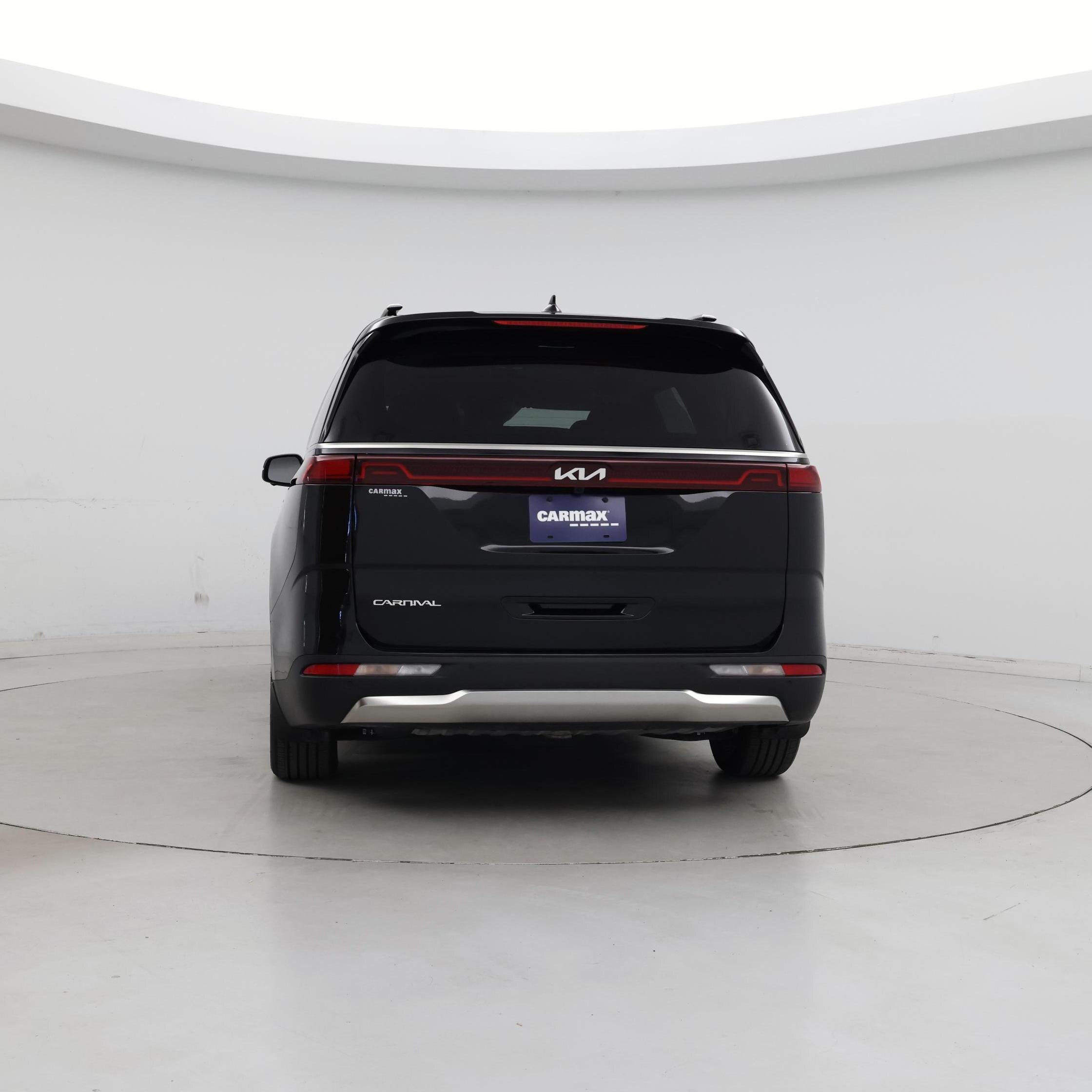 Thumbnail: 2023 Kia Carnival - 6