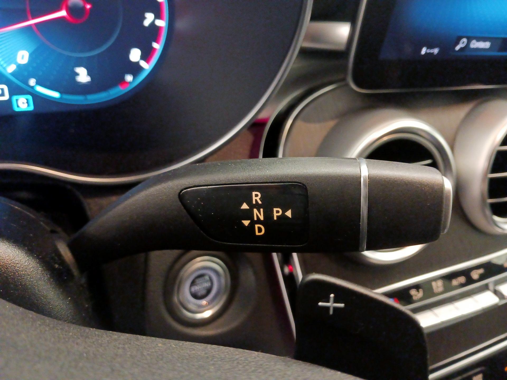 Thumbnail: 2022 Mercedes-Benz GLC - 17