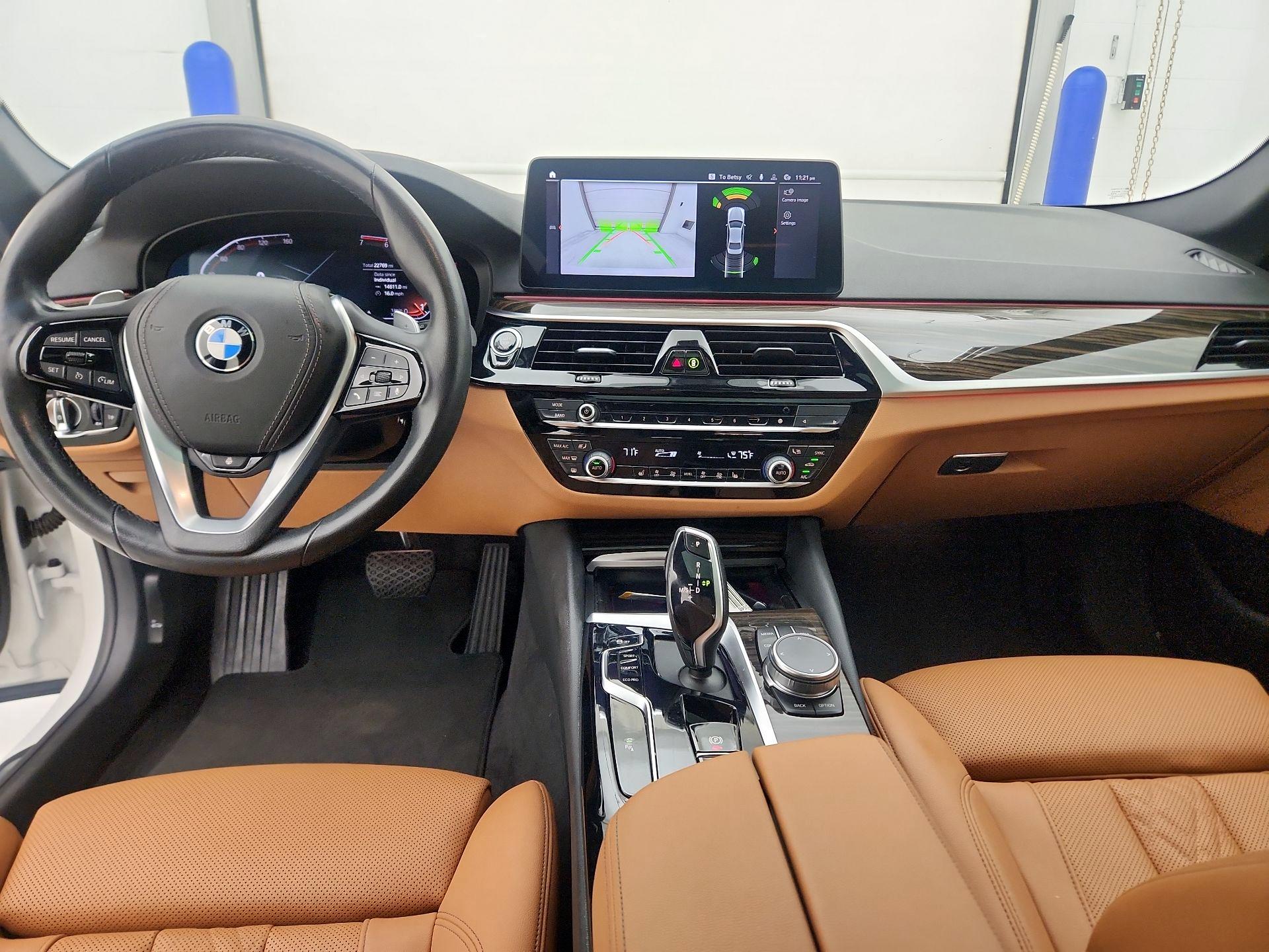 Thumbnail: 2023 BMW 5 Series - 9