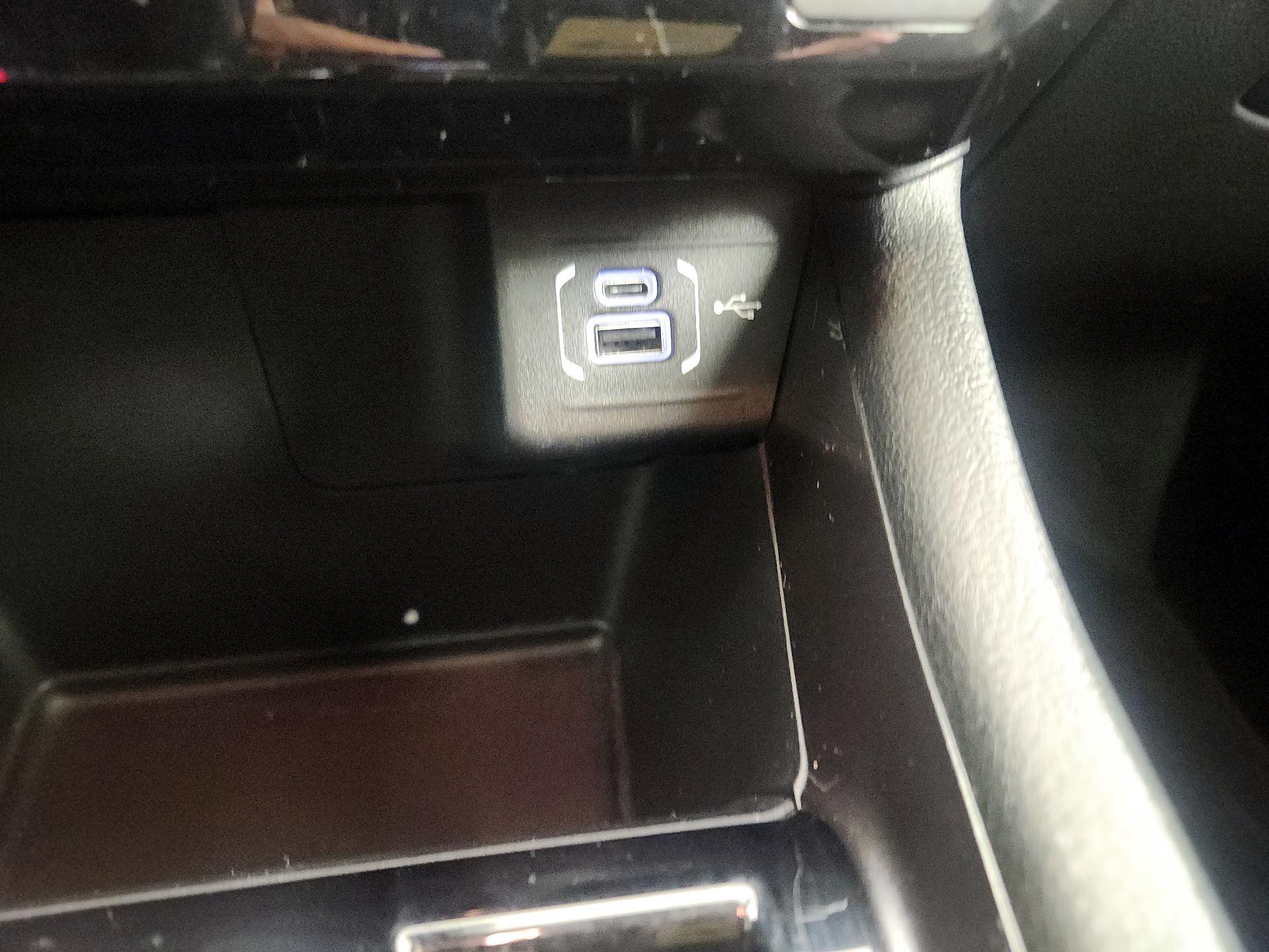 Thumbnail: 2022 Jeep Compass - 18