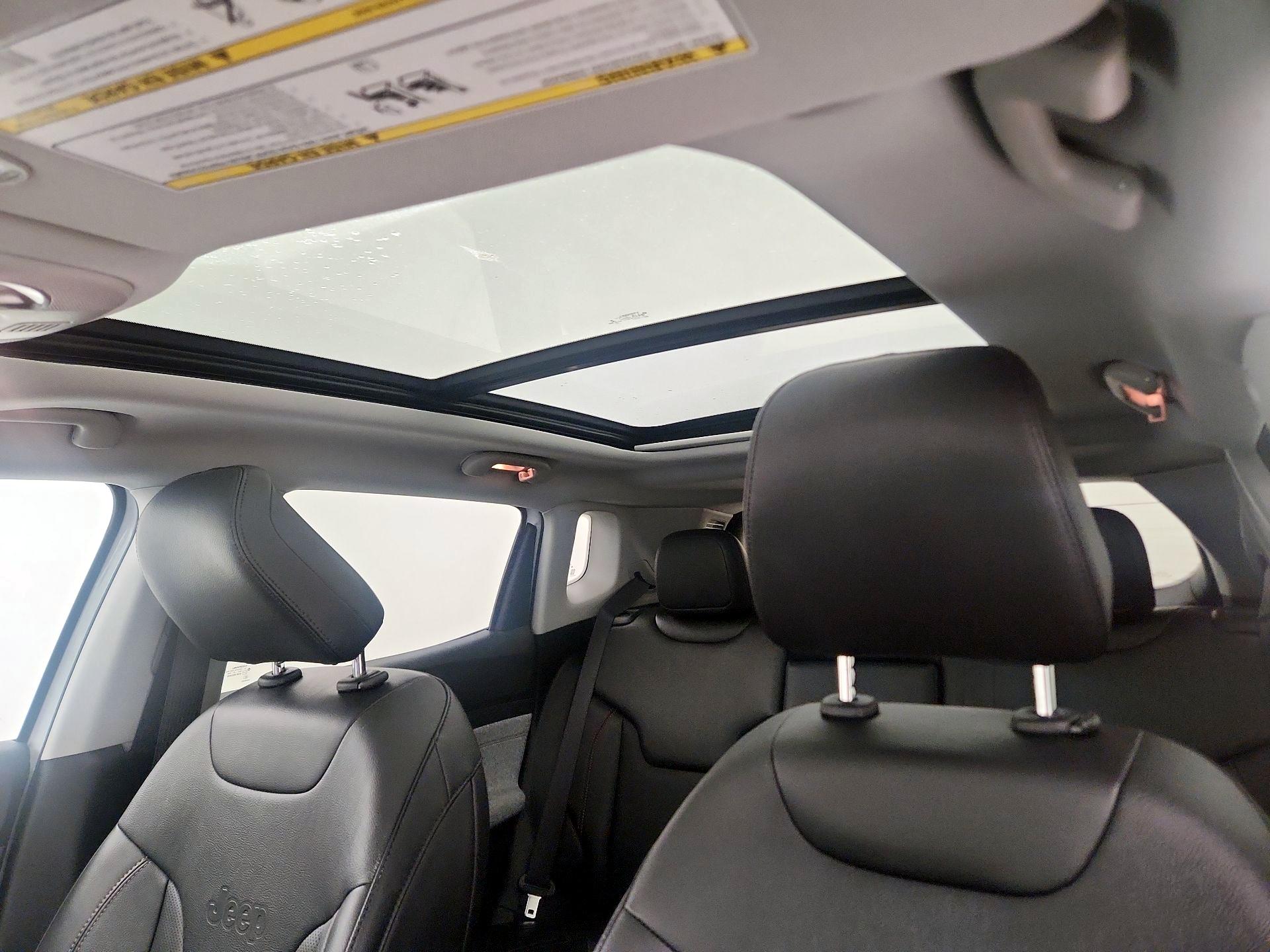 Thumbnail: 2022 Jeep Compass - 19