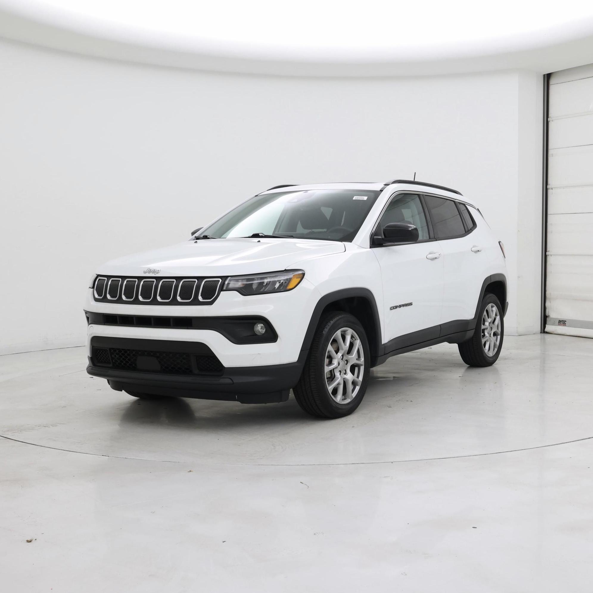 Thumbnail: 2022 Jeep Compass - 4