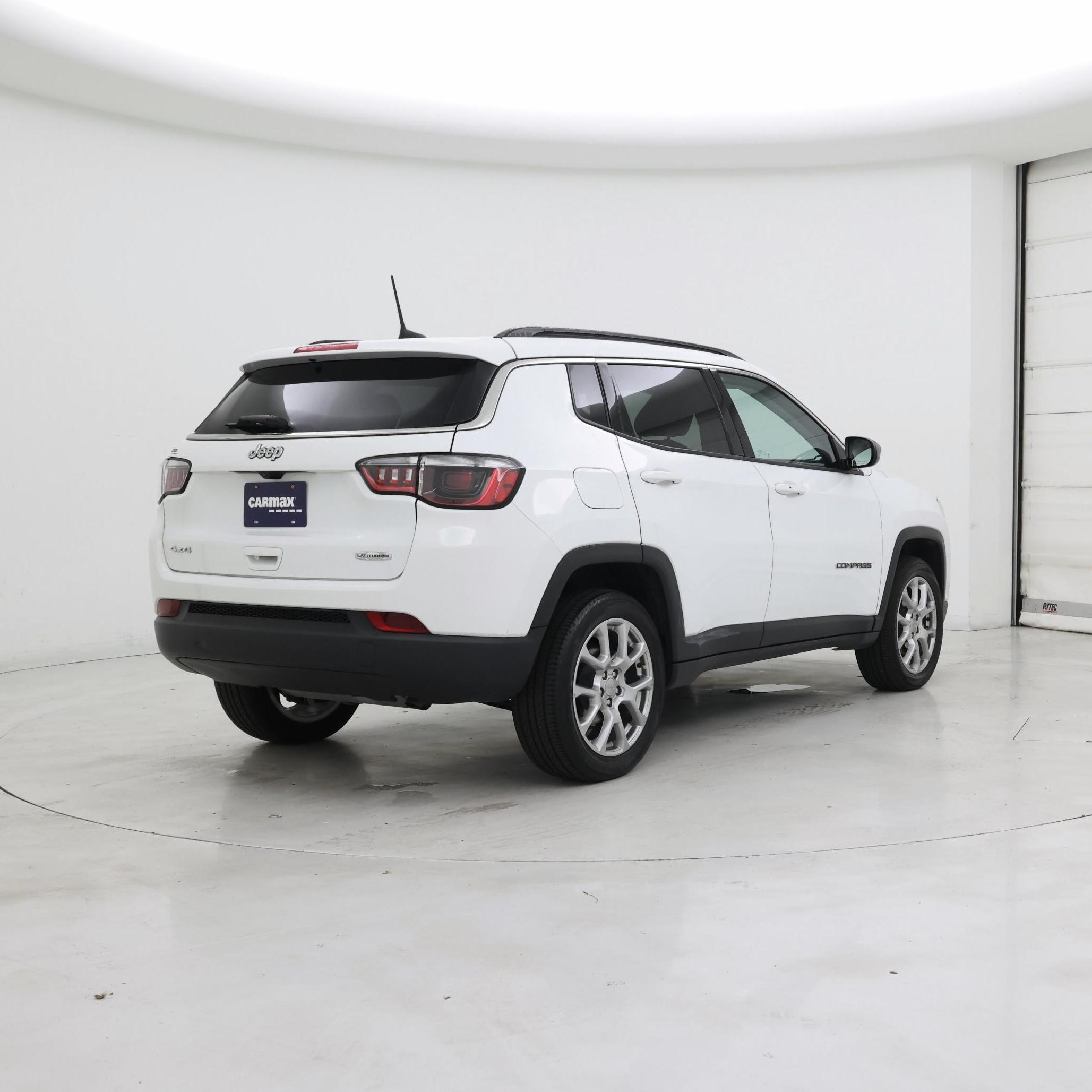 Thumbnail: 2022 Jeep Compass - 8