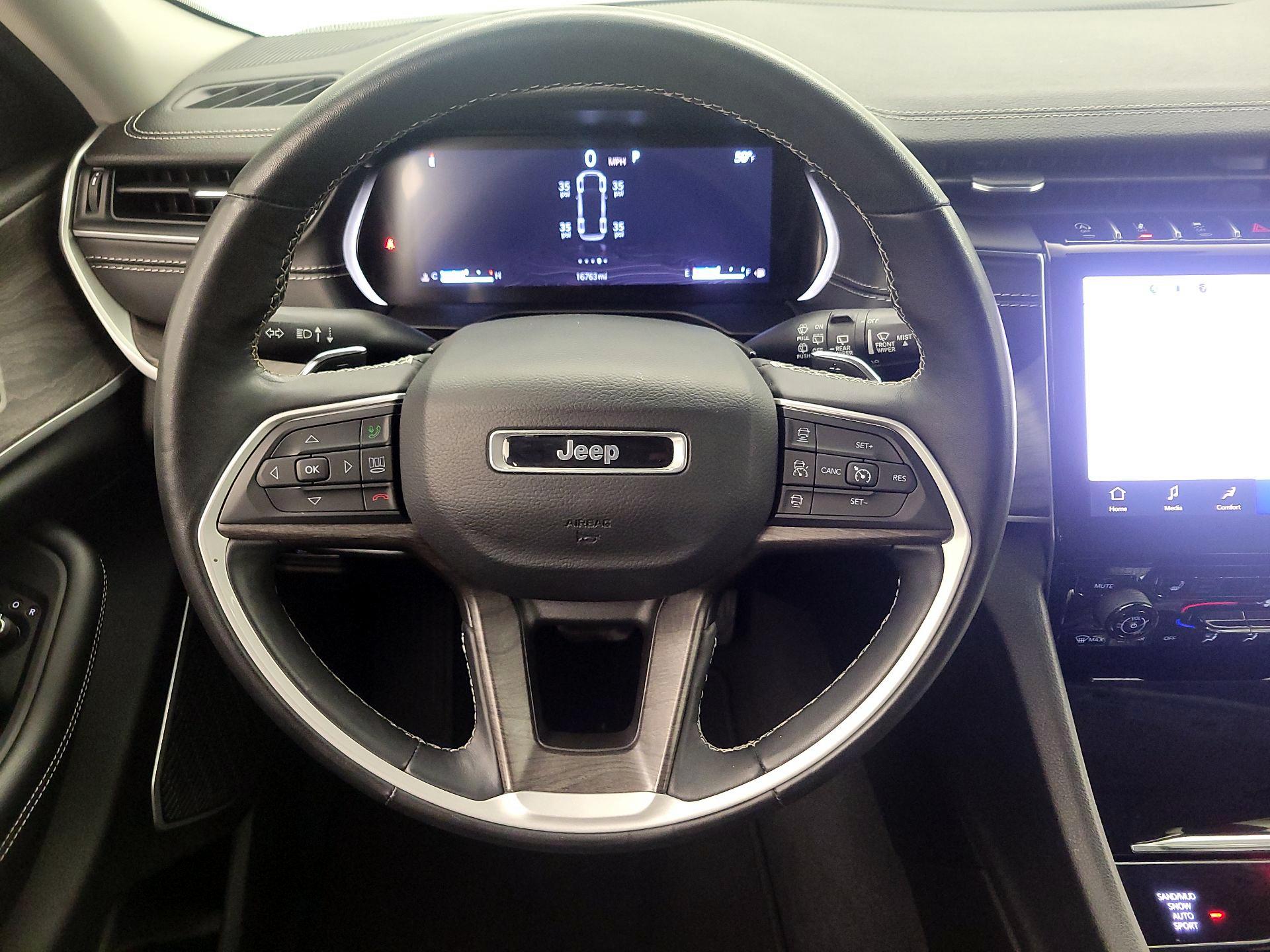 Thumbnail: 2022 Jeep Grand Cherokee - 10