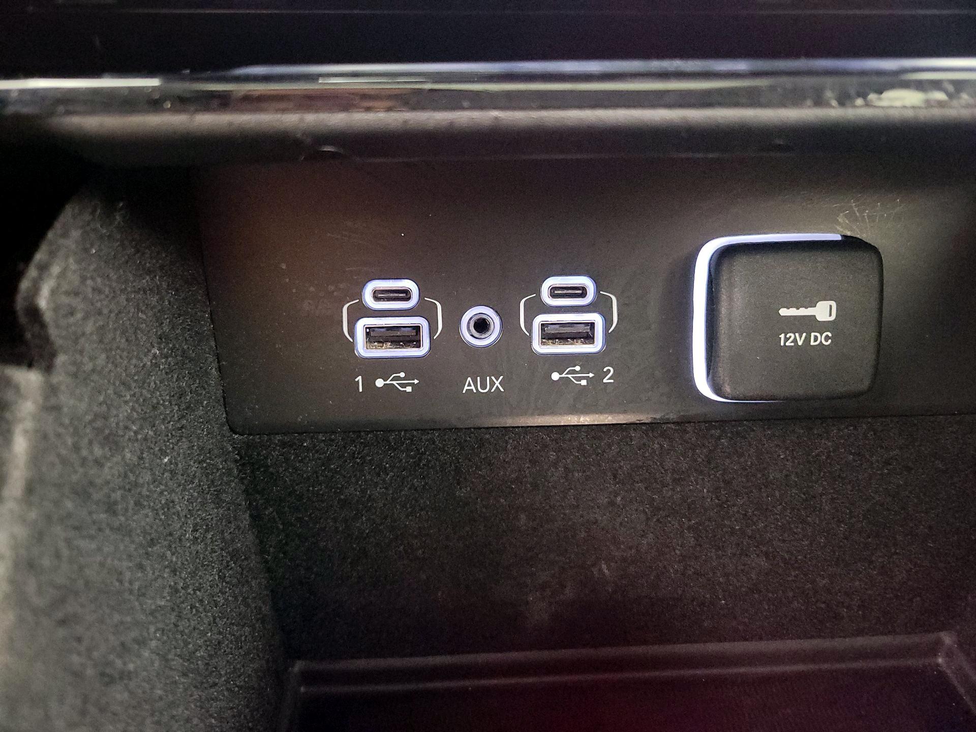 Thumbnail: 2022 Jeep Grand Cherokee - 19