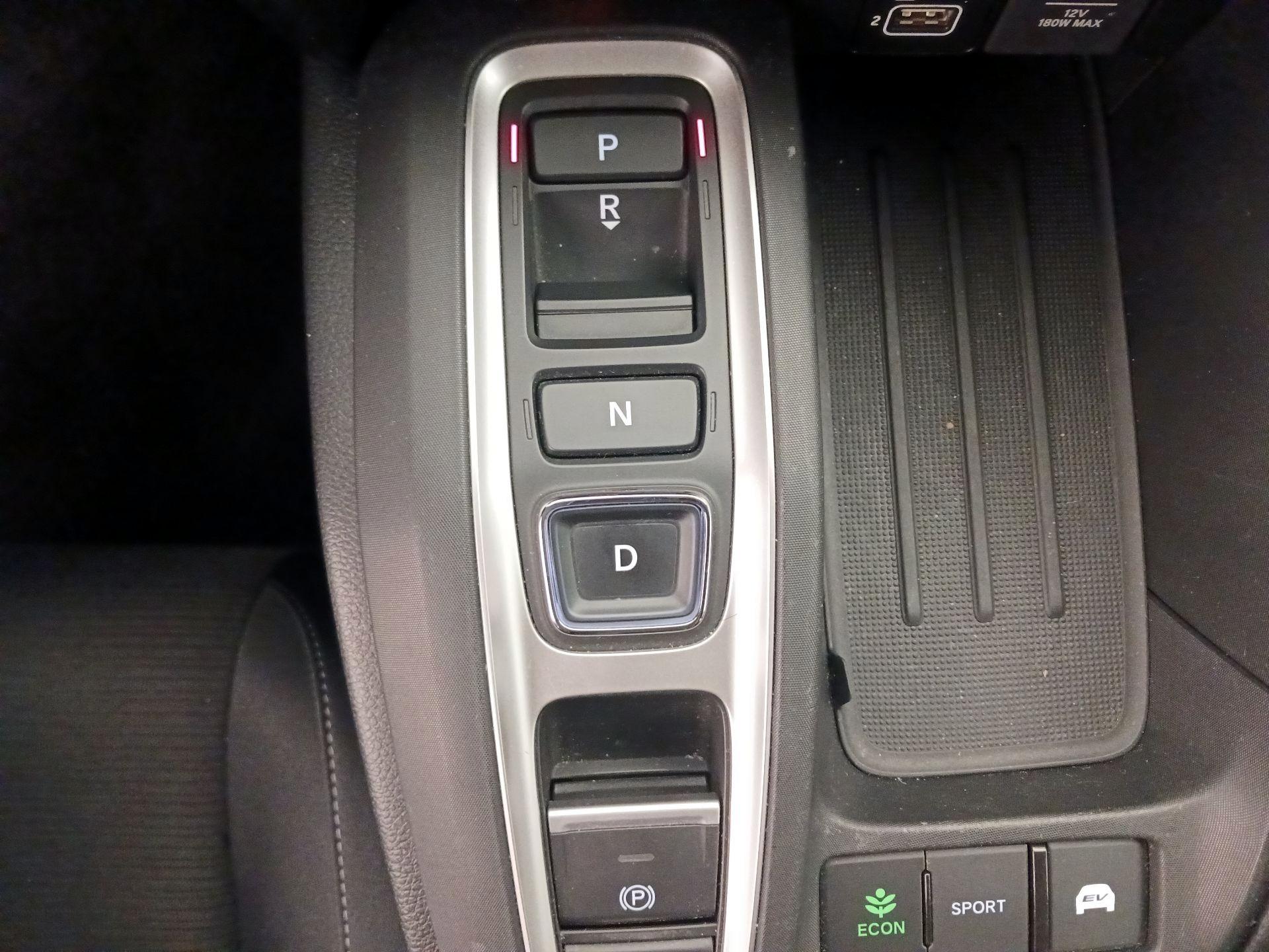 Thumbnail: 2021 Honda Insight - 17