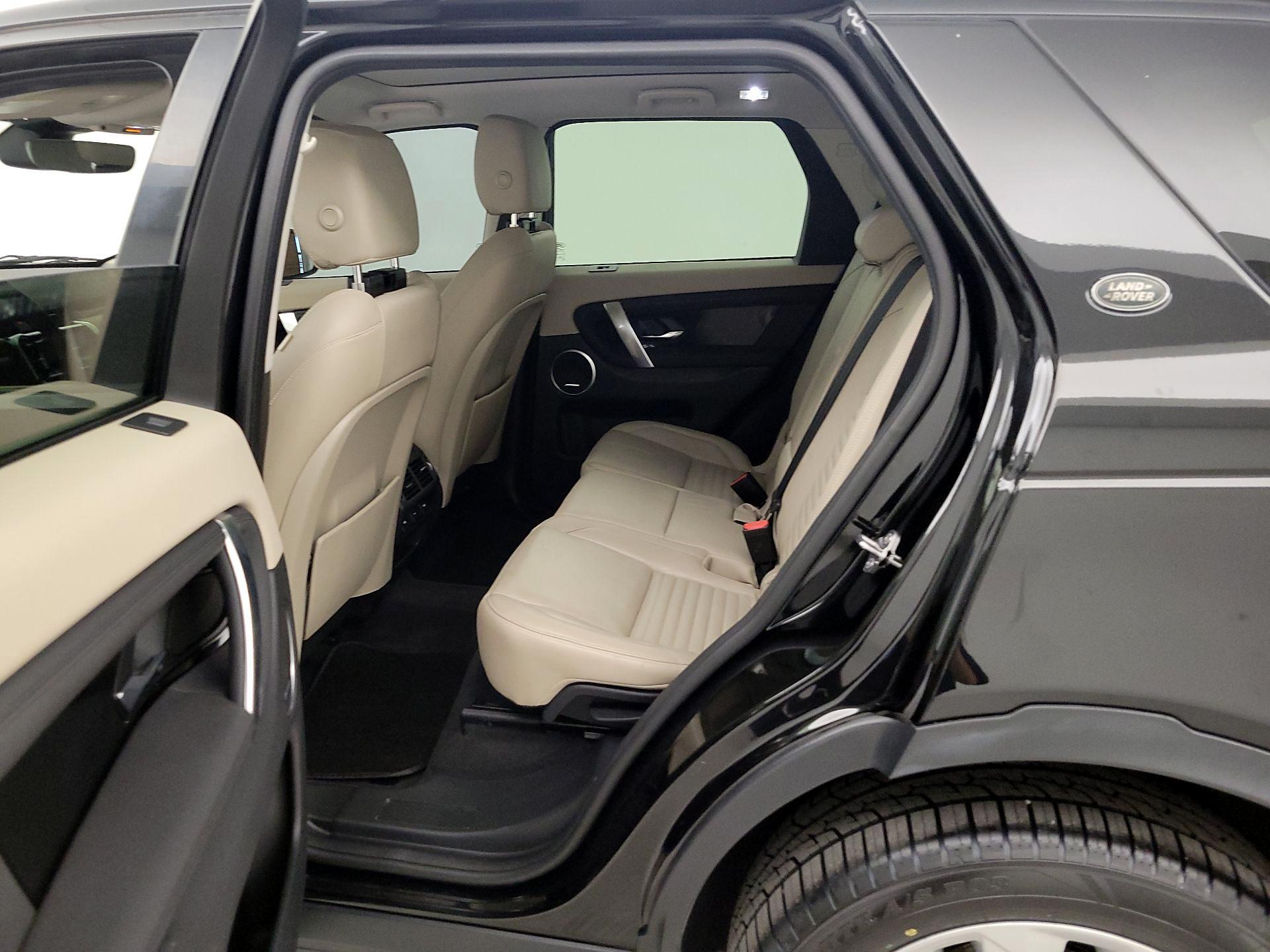 Thumbnail: 2020 Land Rover Discovery Sport - 20