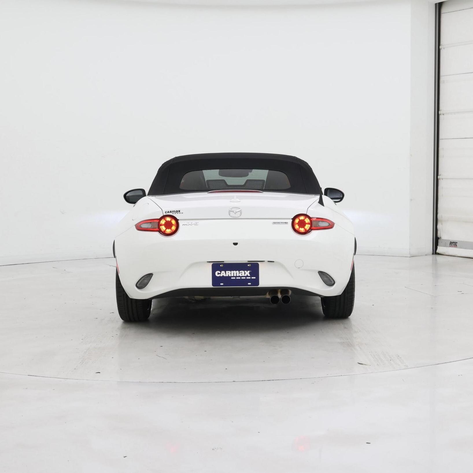 Thumbnail: 2022 Mazda MX-5 Miata - 6