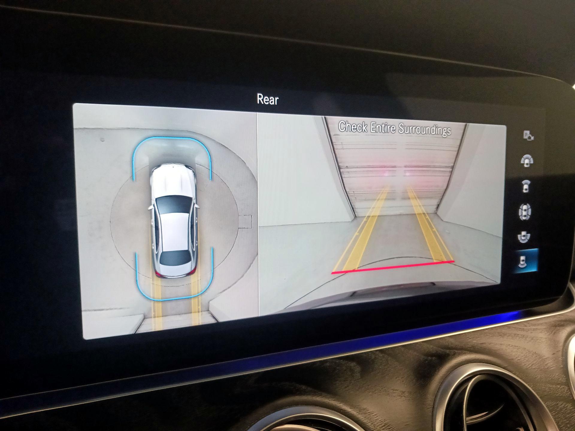 Thumbnail: 2022 Mercedes-Benz E-Class - 15