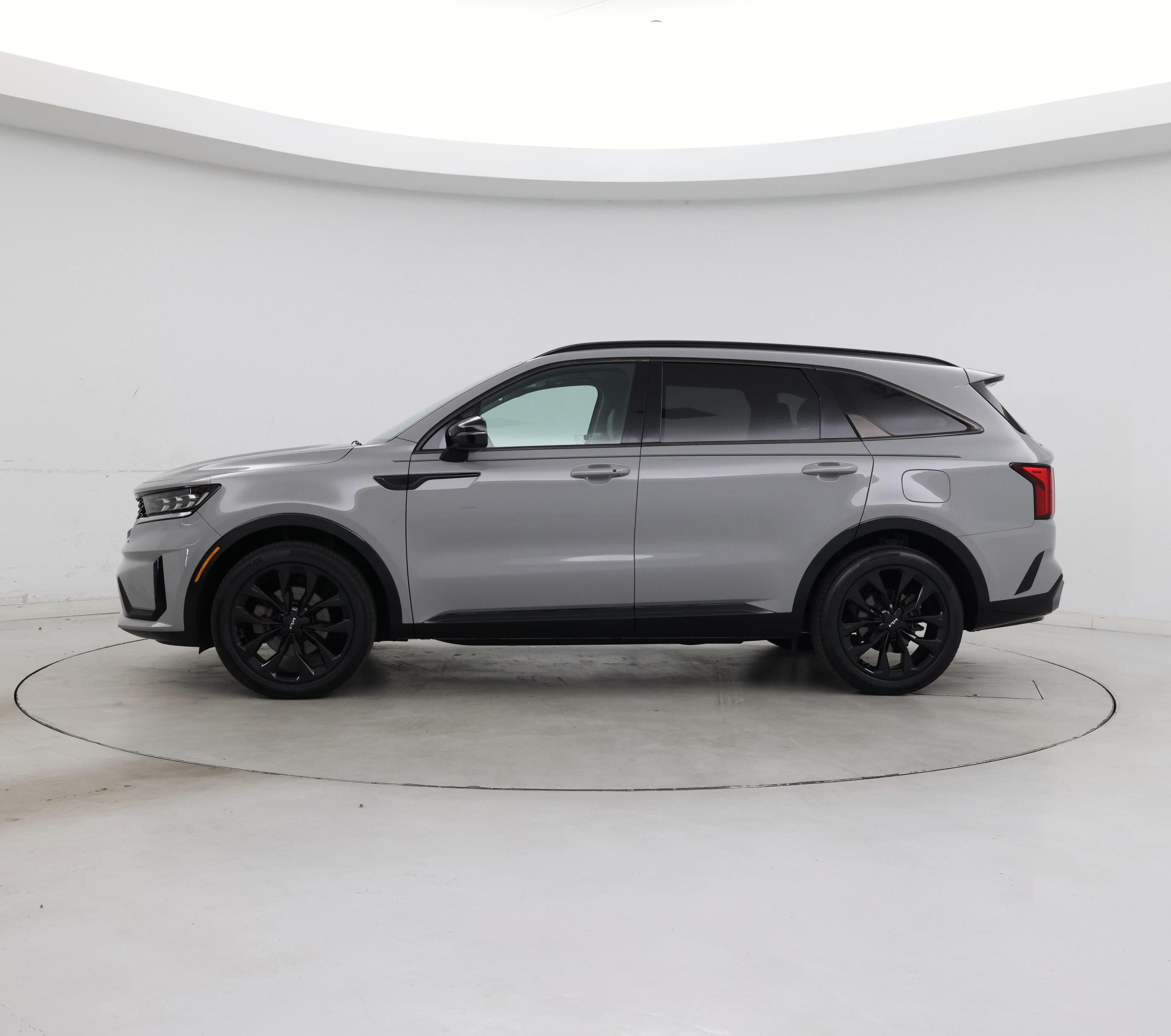 Thumbnail: 2022 Kia Sorento - 3